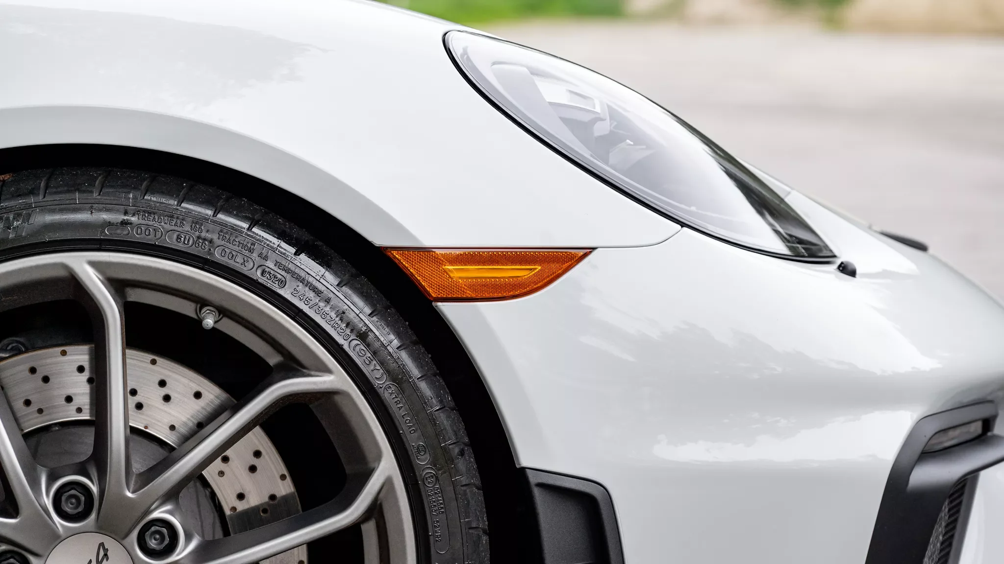 WhitePorsche-3.webp