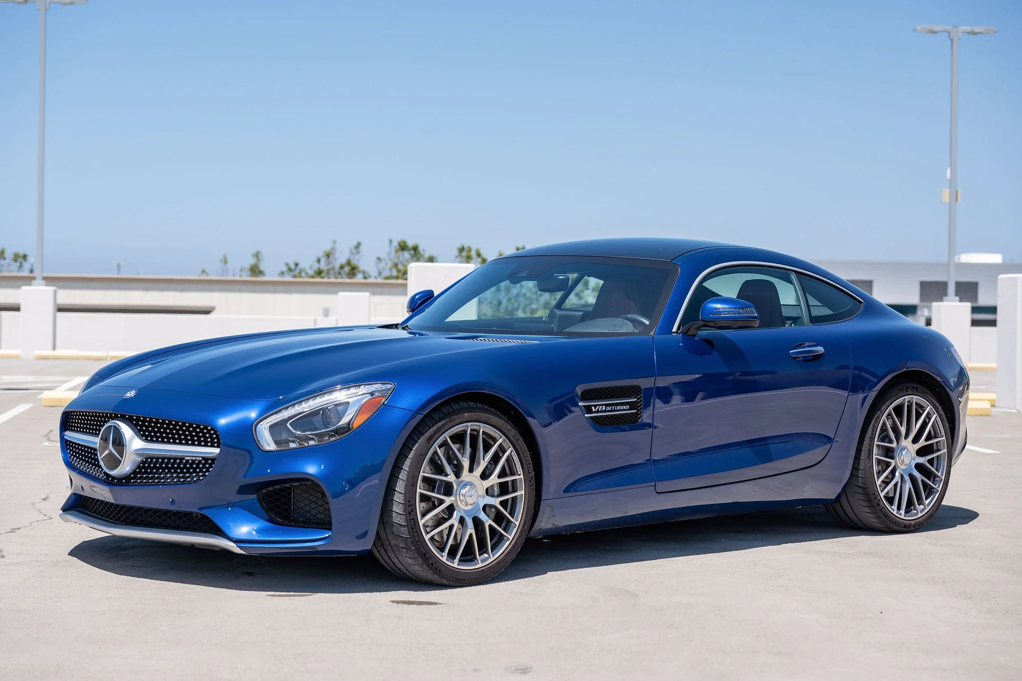 001-exterior_2017Mercedes-AMGGT.JPG