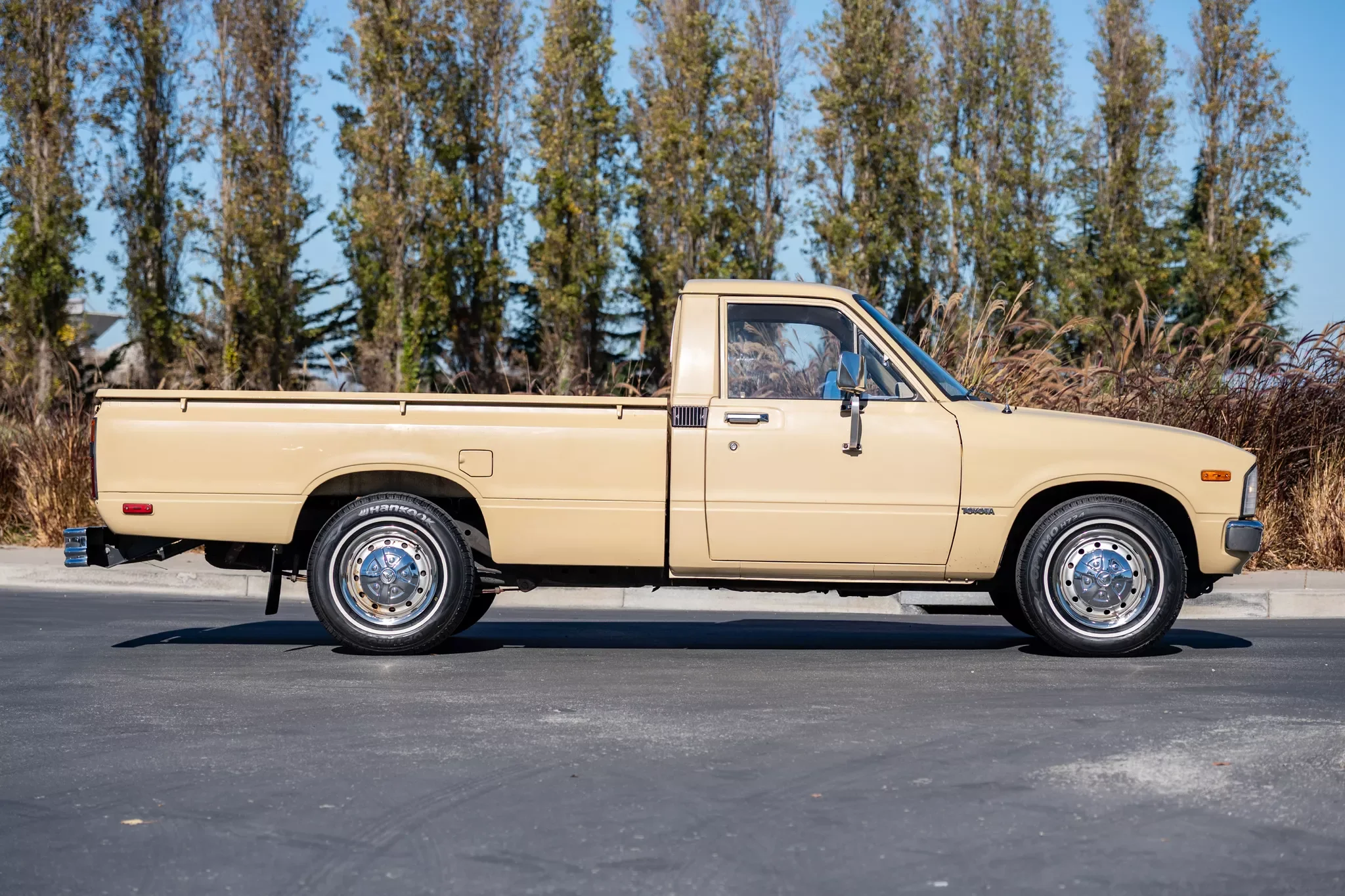 1980-ToyotaHilux-3.webp