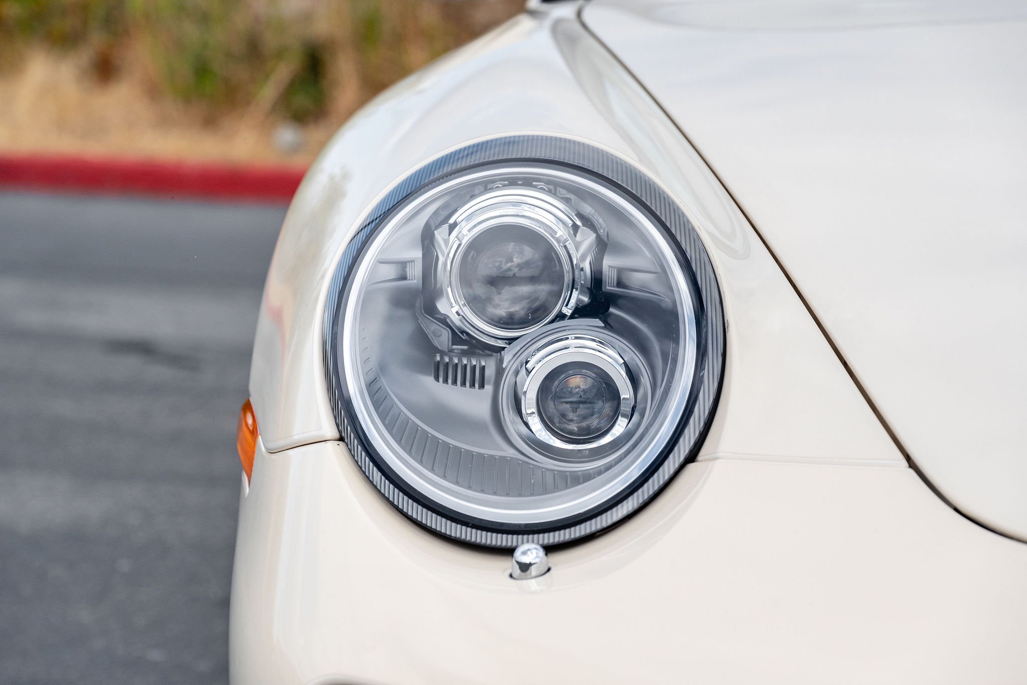 018_Exterior_2009Porsche911Carrera4SCabriolet.jpg