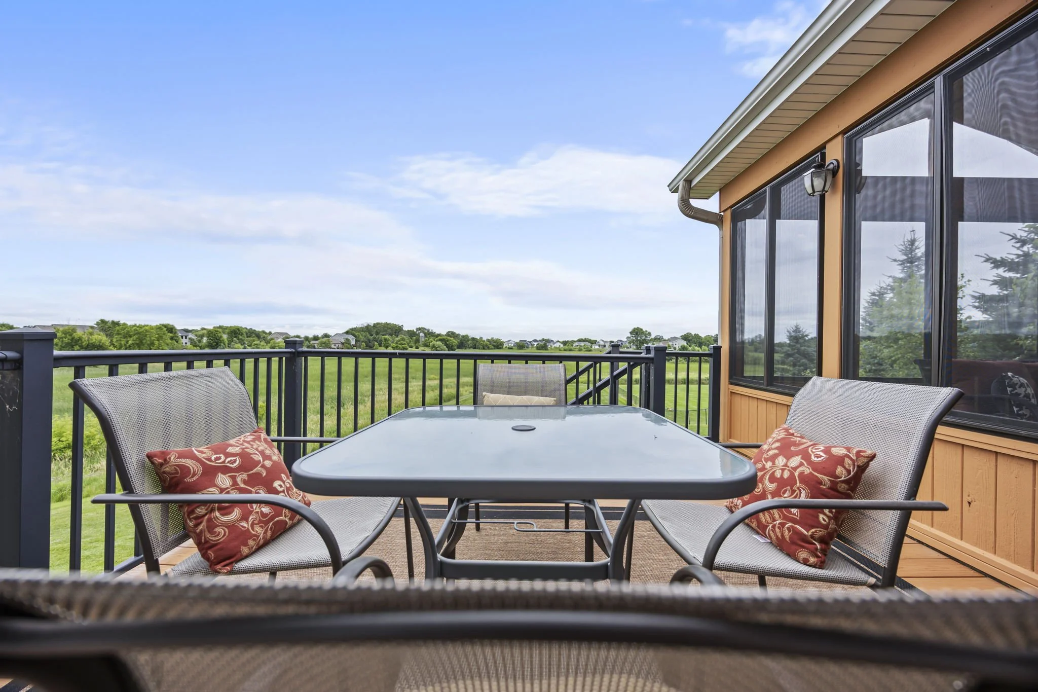70-web-or-mls-4869 Merganser Dr-96.jpg