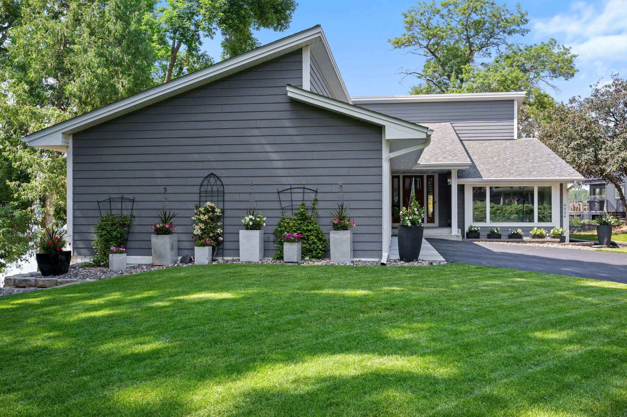 9-web-or-mls-4324 Lakepoint Ct Exteriors-5.jpg