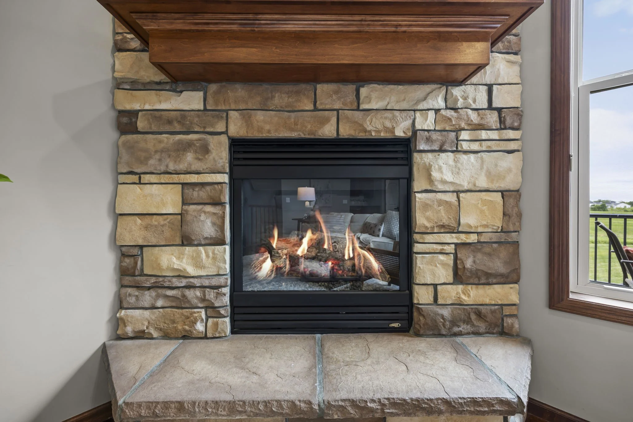 22-web-or-mls-4869 Merganser Dr-141.jpg