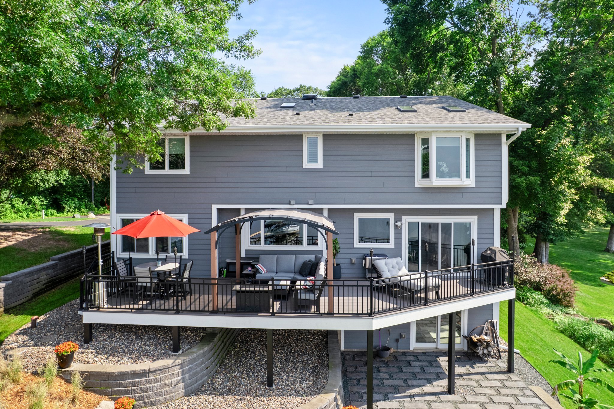 26-web-or-mls-4324 Lakepoint Ct Exteriors-76.jpg
