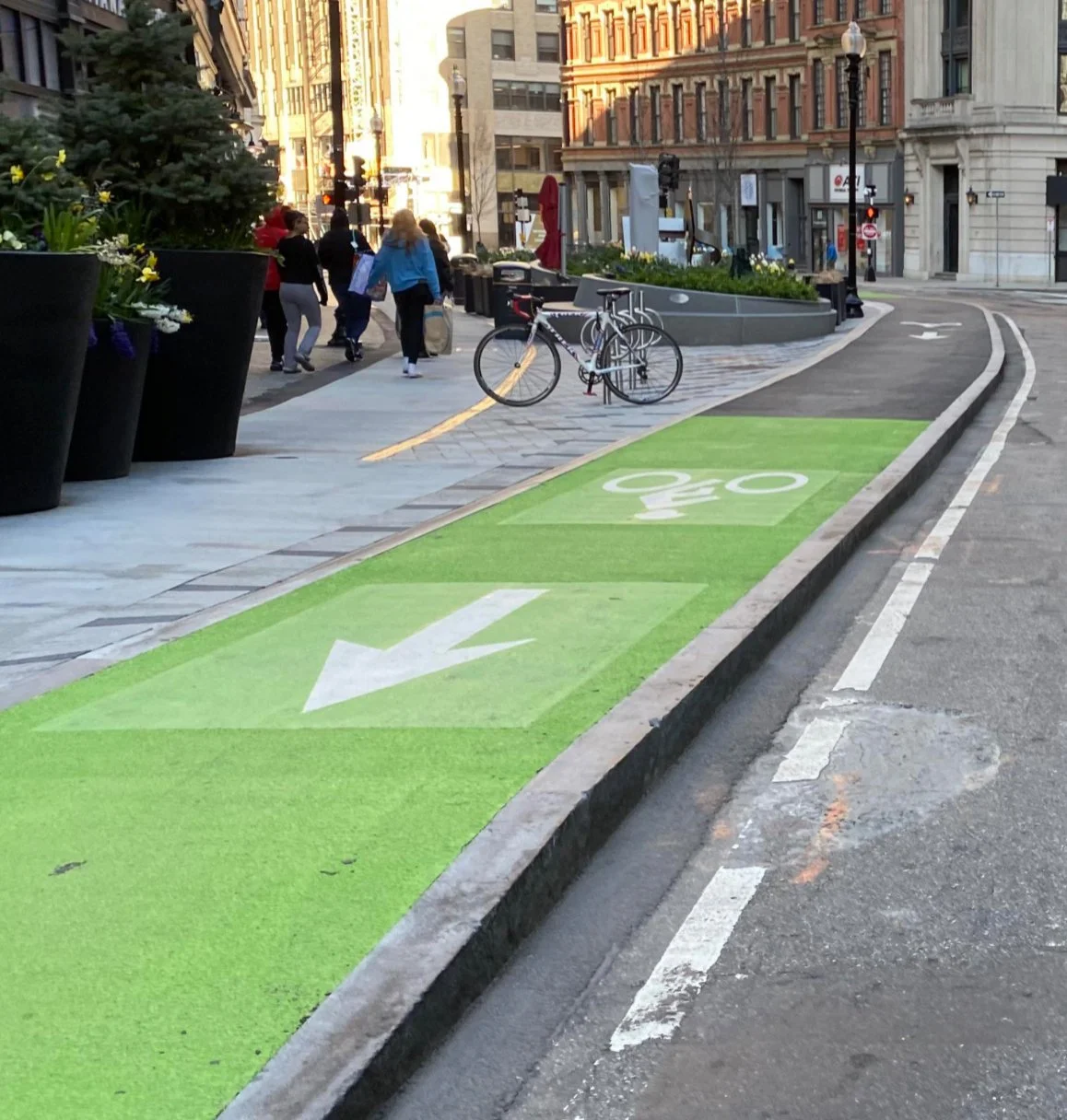A Case for Protected Bicycle Infrastructure on Wealthy Street