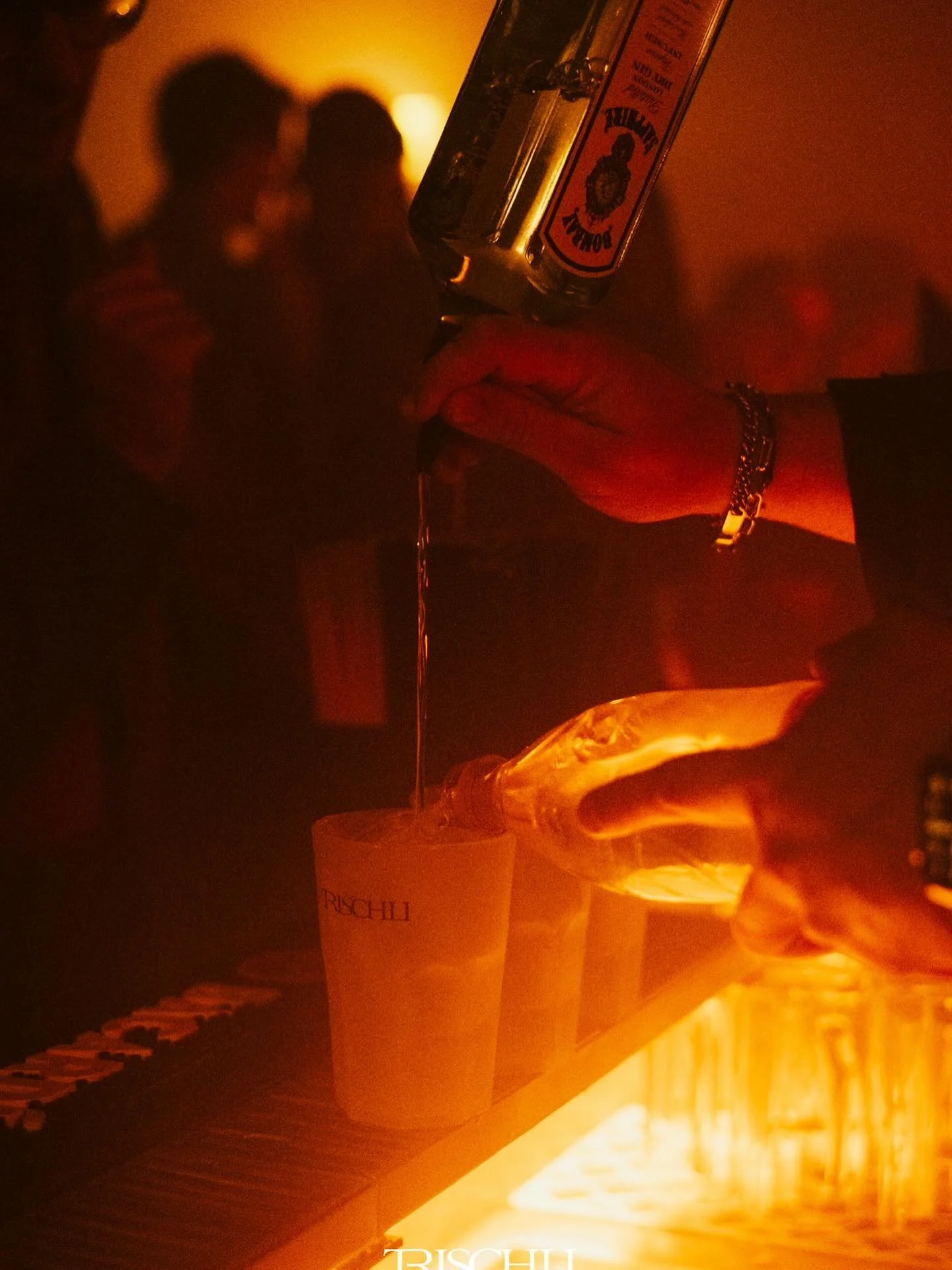 Style served neat.

#trischliclub #partying #bar