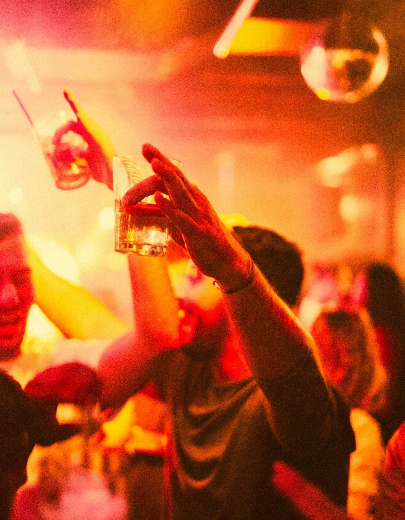 Where everyone belongs to.

#trischli #clubbing #switzerland