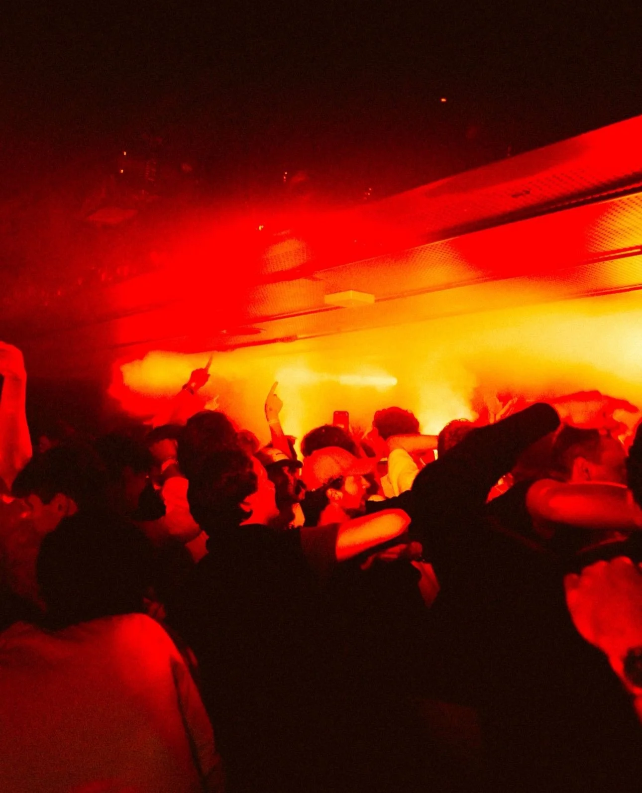 indescribable feelings⁠
⁠
⁠
#trischli #people #vibes