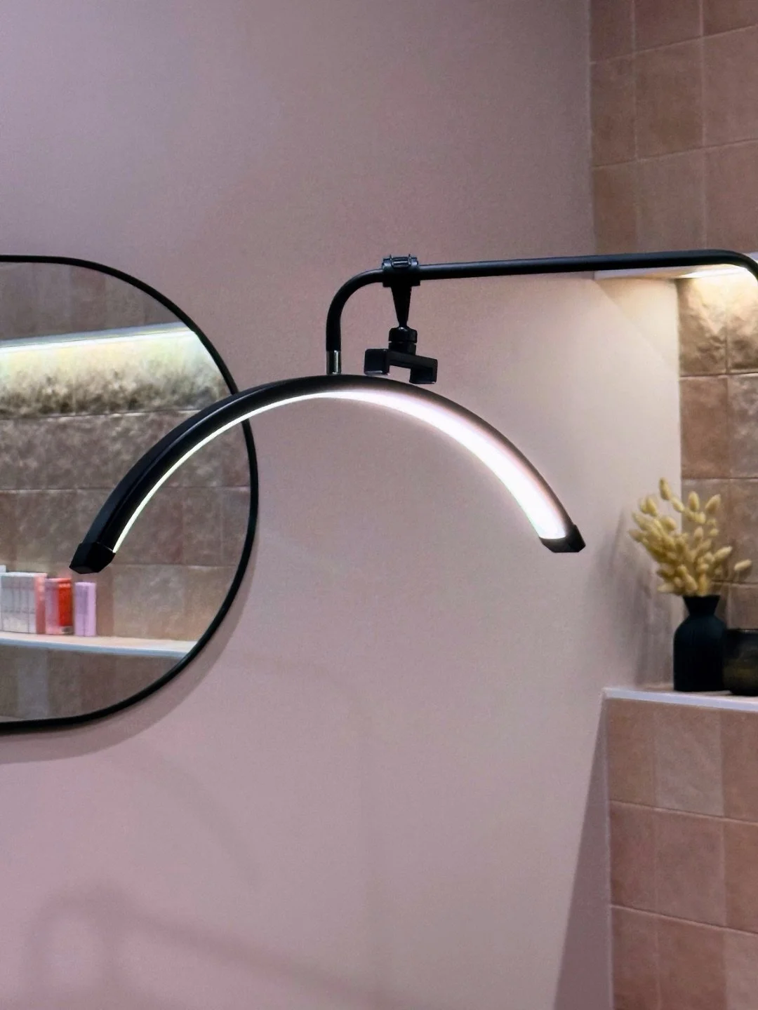 A space designed for connection ✨

For this new chapter, we wanted to move away from the minimalist feel and create something warmer, more layered, and more inviting.

Every colour, texture, and detail has been thoughtfully chosen to make Lumi feel c