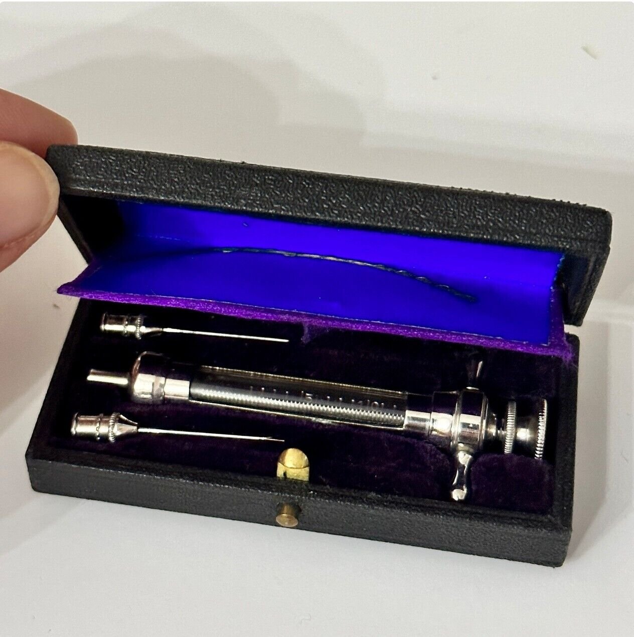 syringe3.jpeg
