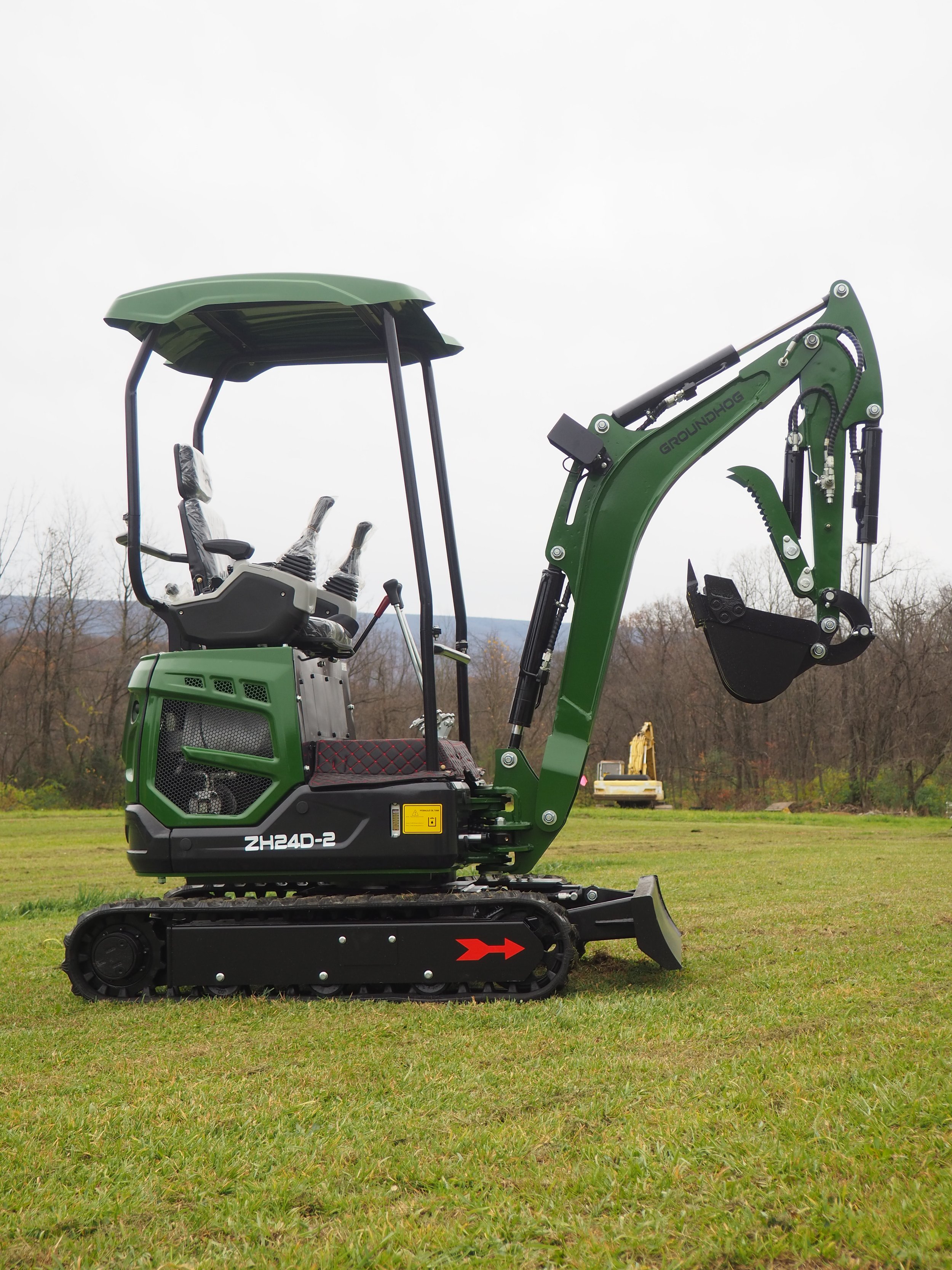 ZH24D | Mini Excavator | 1 Ton | Diesel | 24 Series — Mini ZH24D | Mini Excavator | 1 Ton | Diesel | 24 Series — Mini