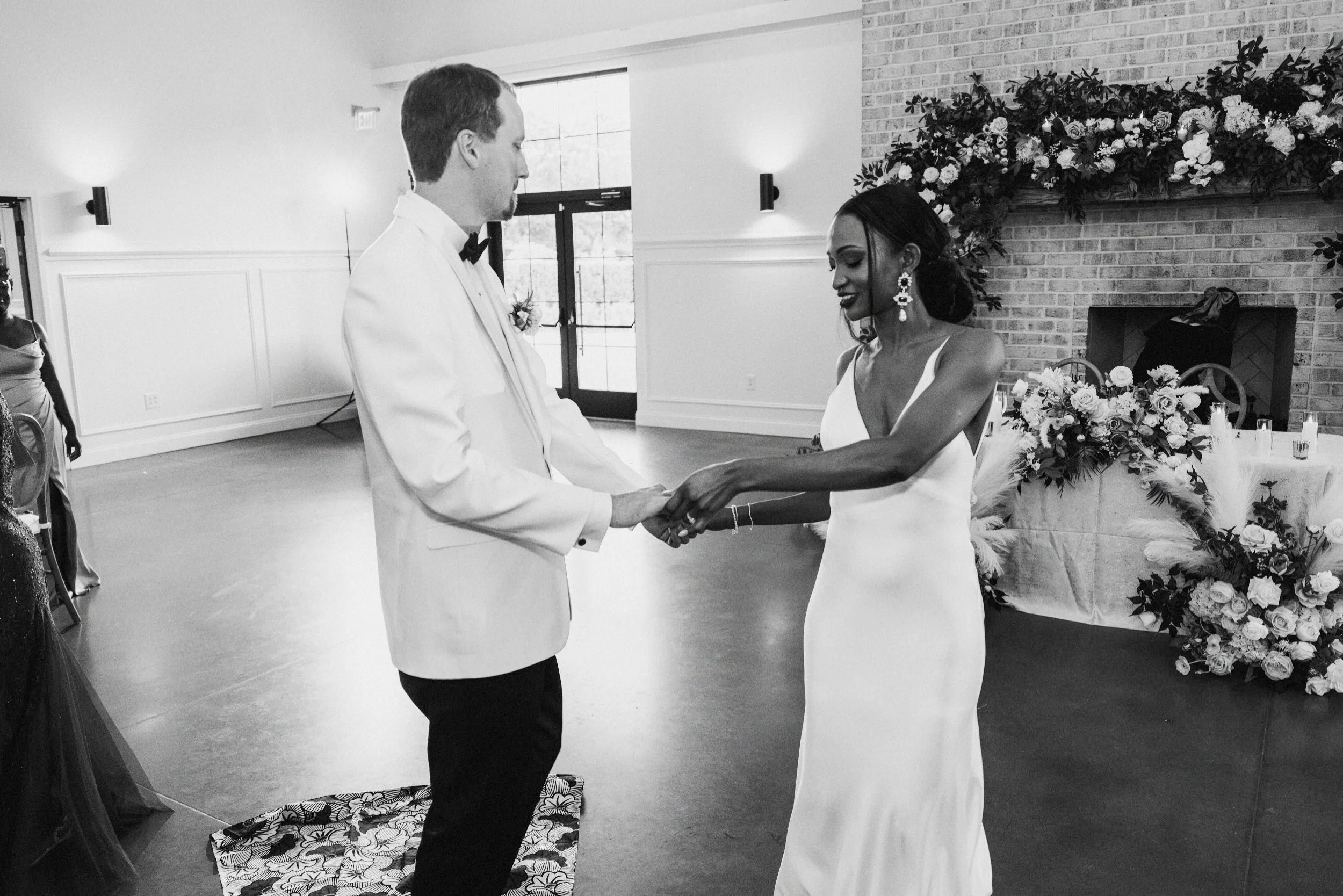 Randall Maxwell Raleigh Bella & Mike's The Maxwell Raleigh Wedding