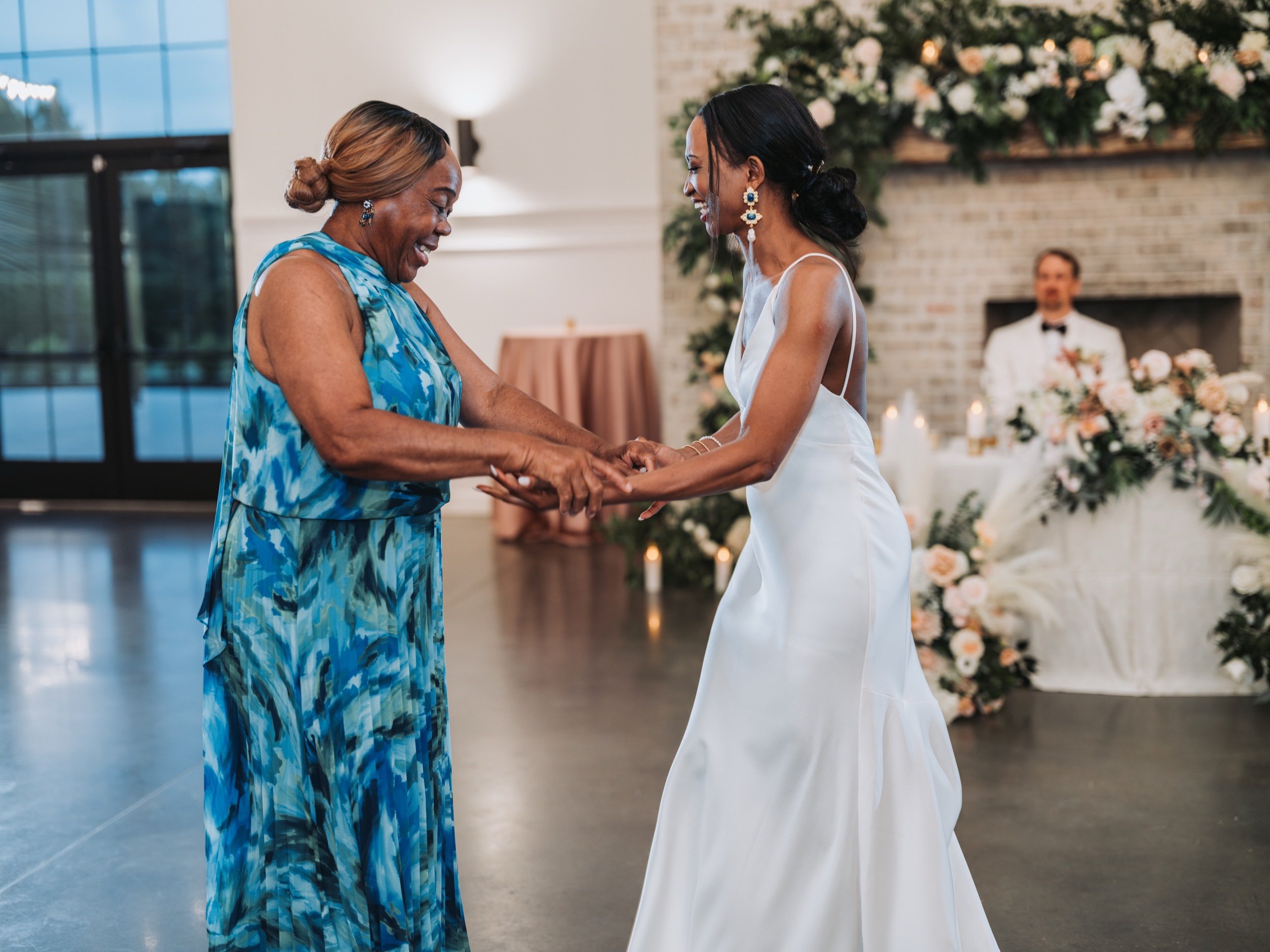 Bella & Mike's The Maxwell Raleigh Wedding