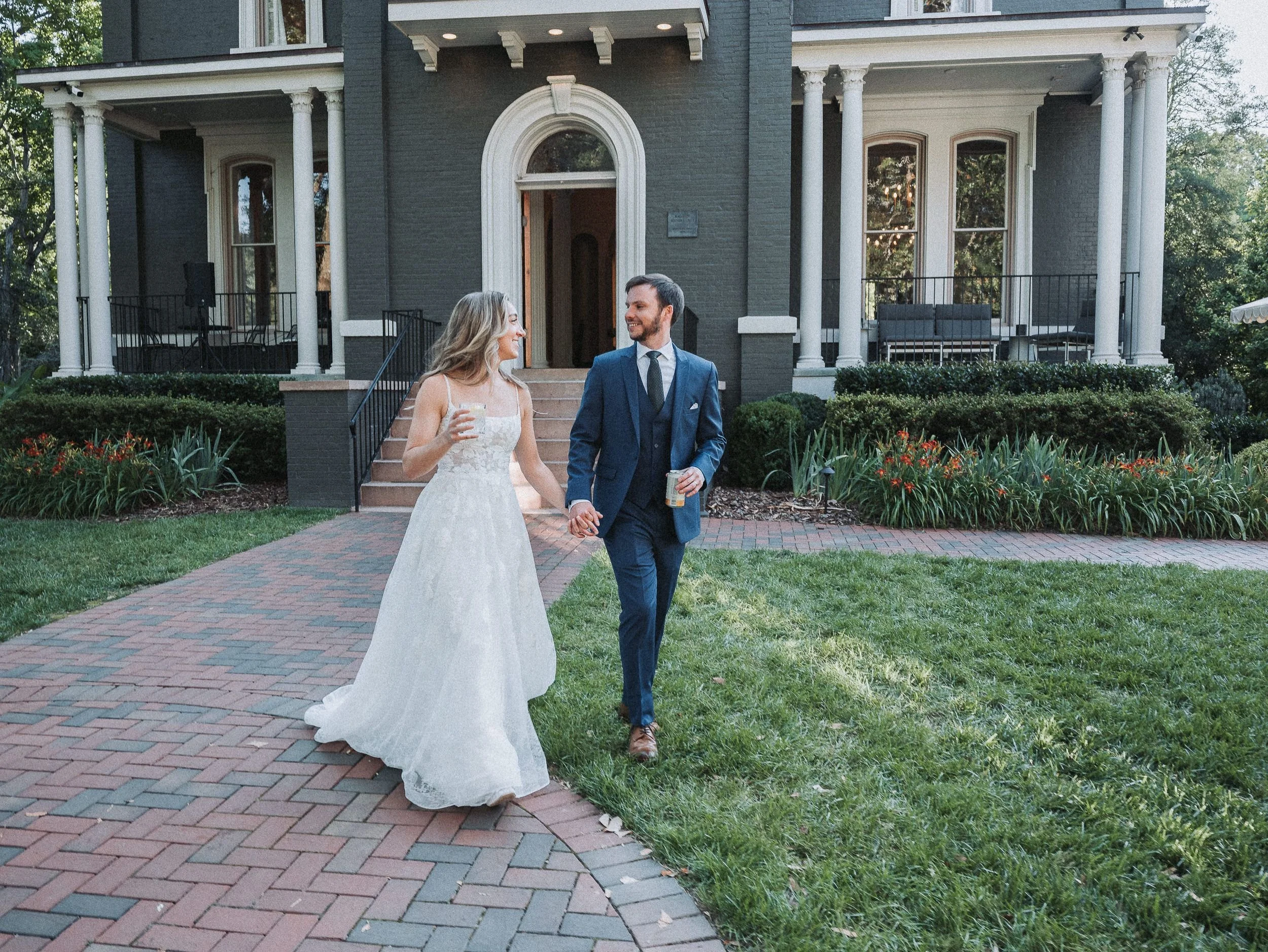35_Bride and Groom at Heights House Hotel.jpg