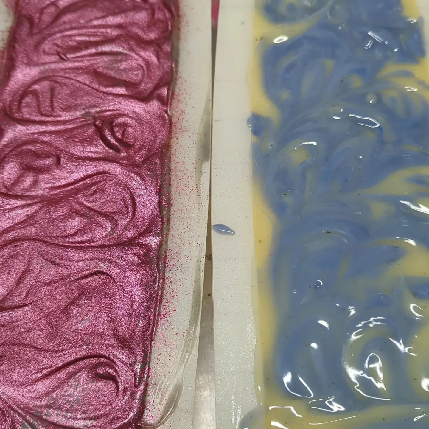 Testing new fragrances/designs. 🧙&zwj;♀️ Nothing like starting of October in alchemy mode. 

#AlchemyOrChemistry #SoapShare #SoapMaker #PNWCrafter #MagicInTheMundane #Soap #PalmFreeSoap