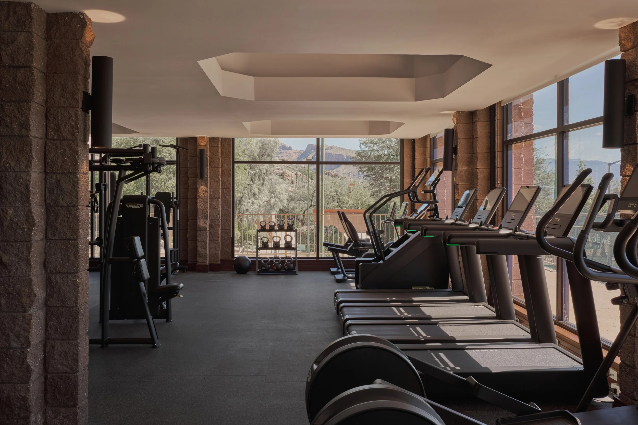 gym and workout space in arizona hotel.jpg