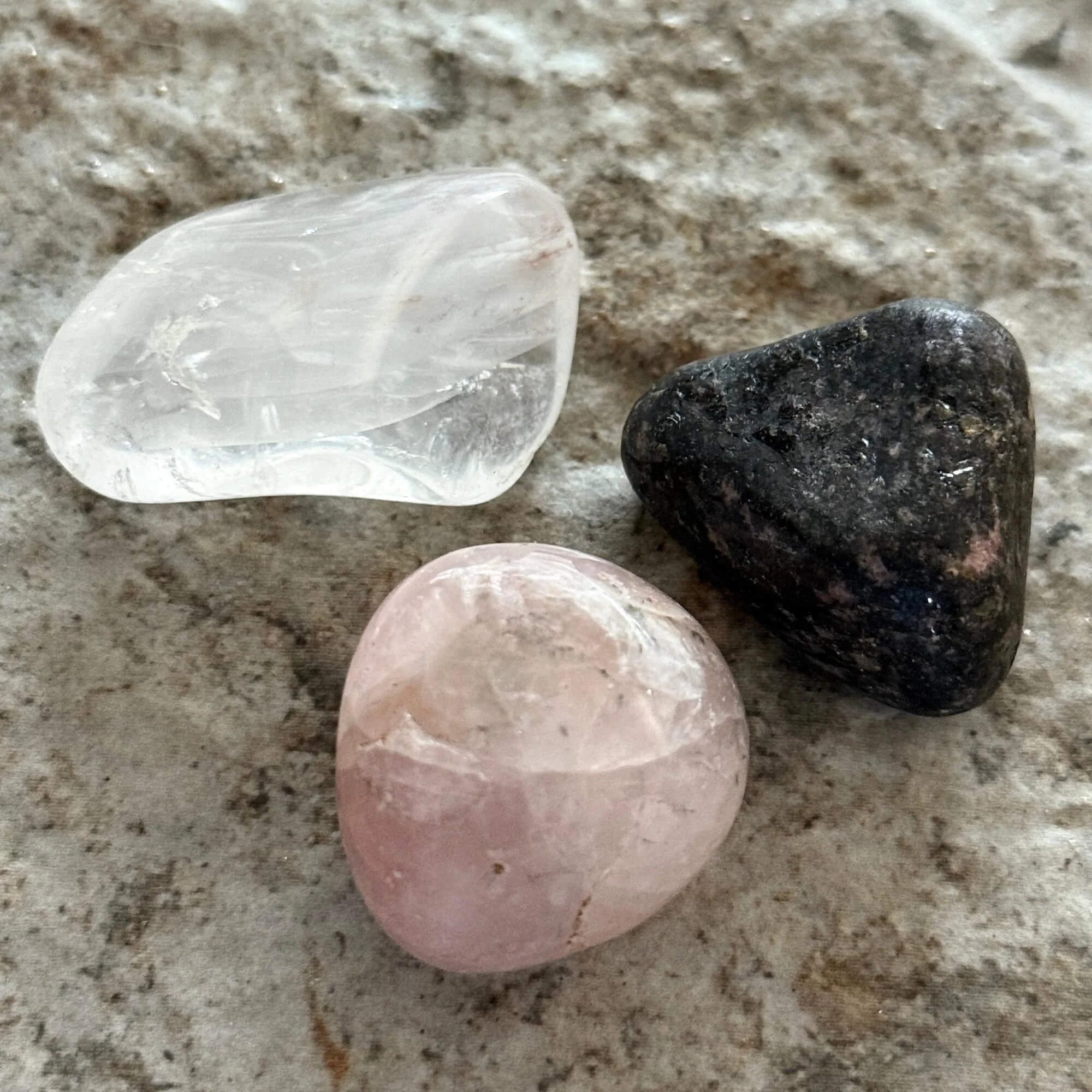 forgiveness-crystals-rhodanite-rose-quartz-clear-quartz.jpg