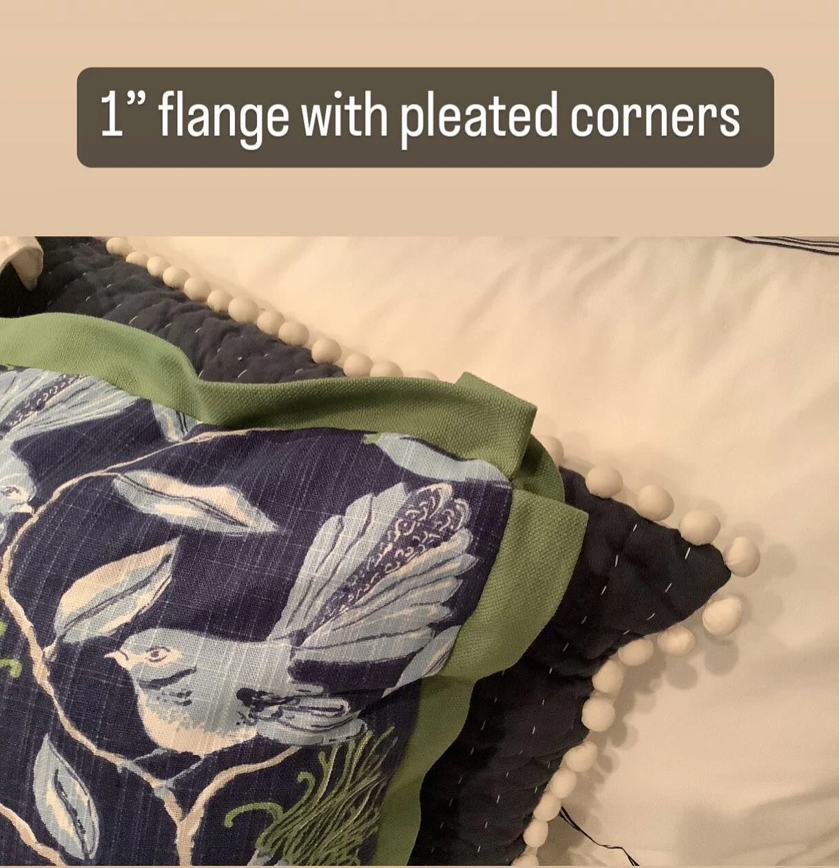 Flange with contrast box pleated corners
