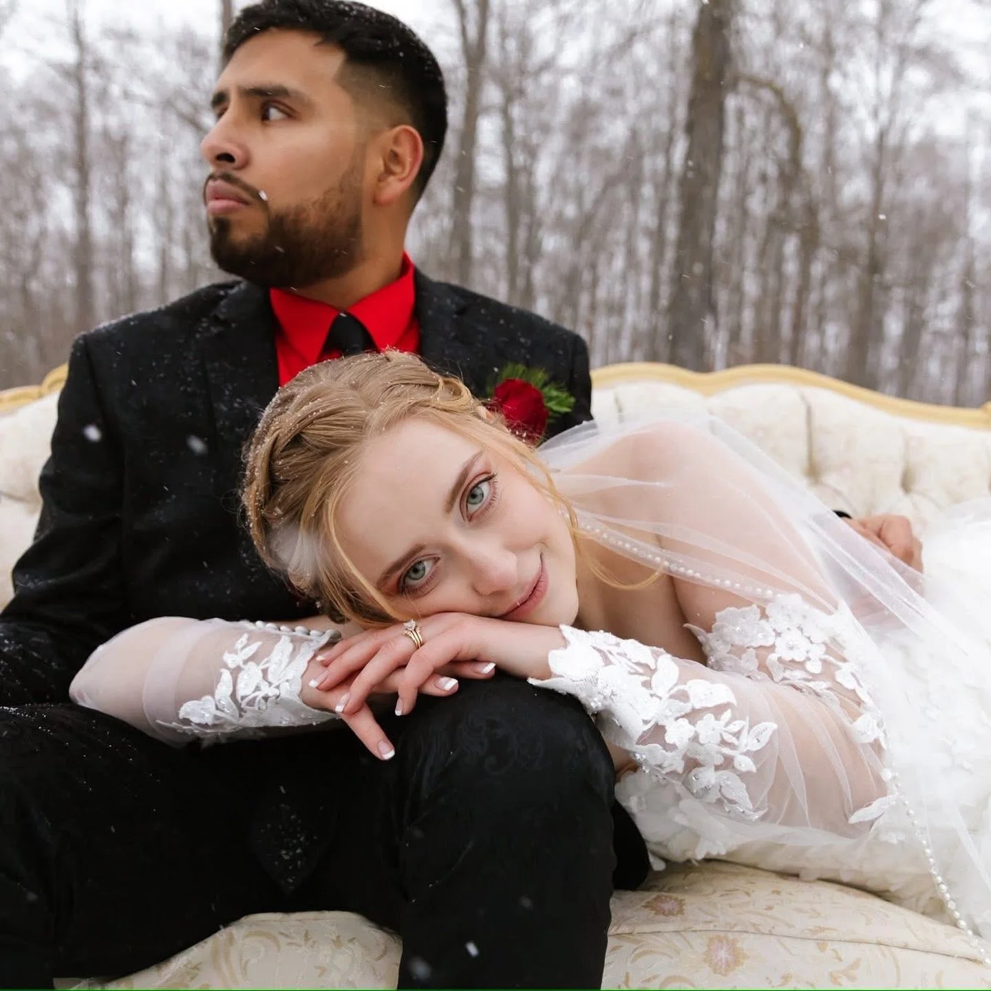 Snowy days have us reminiscing 🤍❄️

Congrats to Kim &amp; Stephon Puente, who said I do during one of the most magical December snowfalls. Their all-encompassing love shook us to the core, featuring special guests from @kaitlyns_cottage! 🌈 

This t