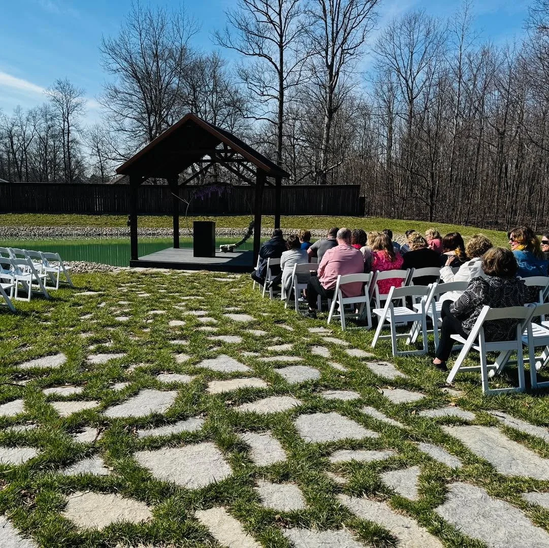 Congrats to The Shooks on a stunning day! 🌺 

💍 YES, Thursday night weddings are a thing &amp; you can get married on the dock! 

From the bride&rsquo;s floral dress to their neon sign, this wedding had ALL the special touches. ✨ Such a sweet vibe 