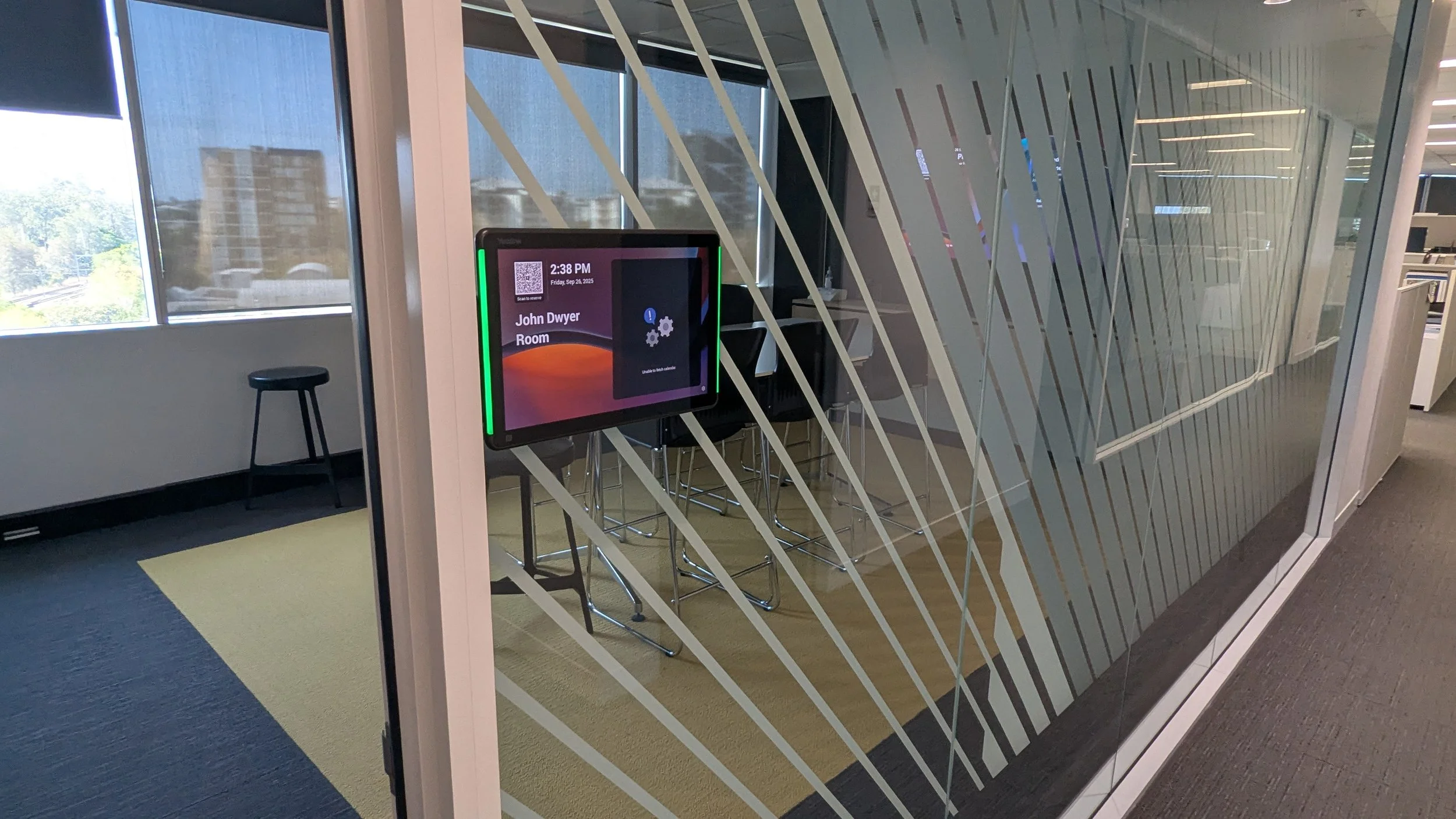 Yealink room scheduler room booking panel