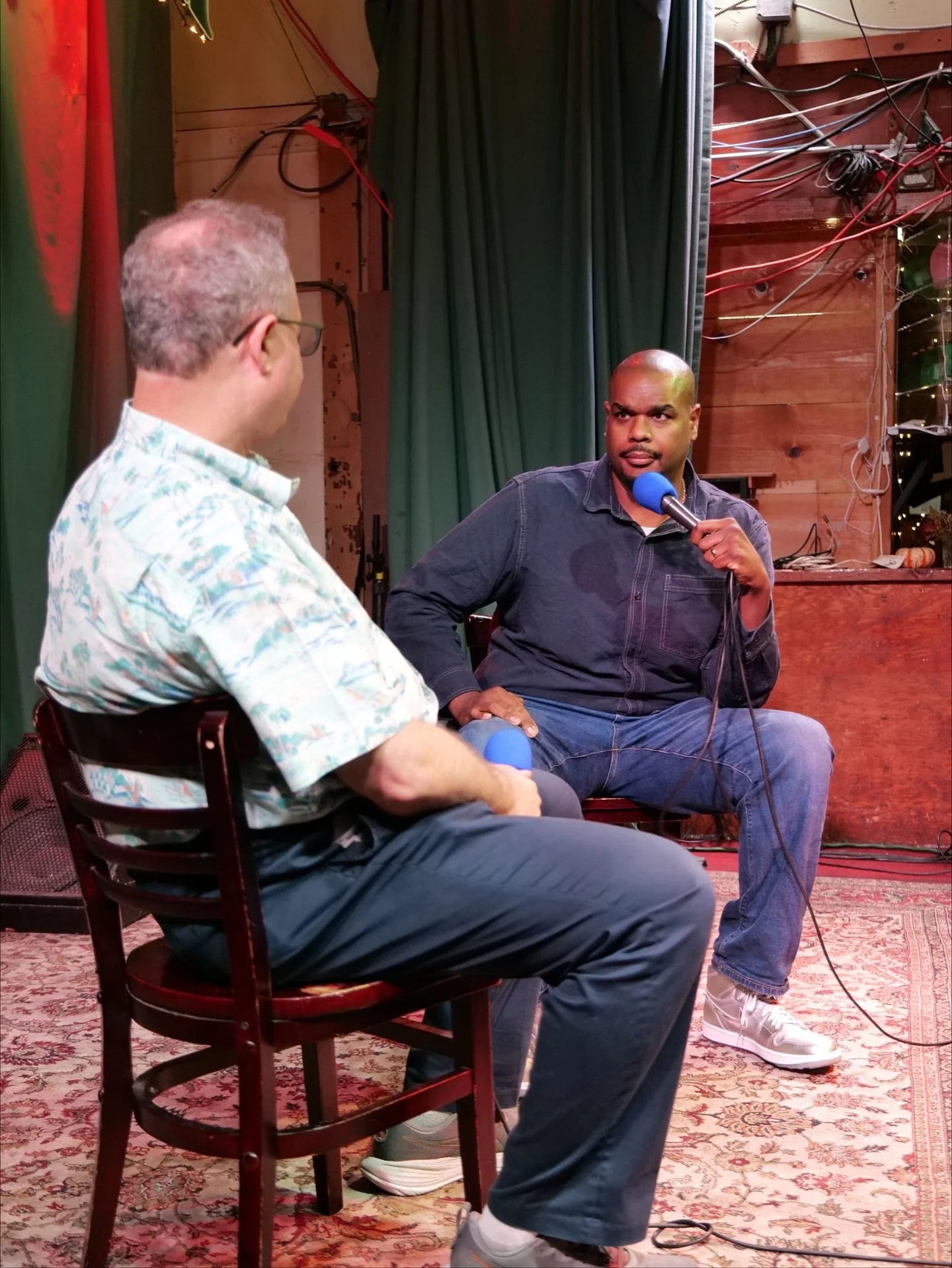 Some of Dad Cynthia&rsquo;s fav photos from Dad Jokes contest last Fri-yay! 🧓🤣 #soldout #dadjokes #comedyshows #berkeley 
.
.
📸 : @gashproductions