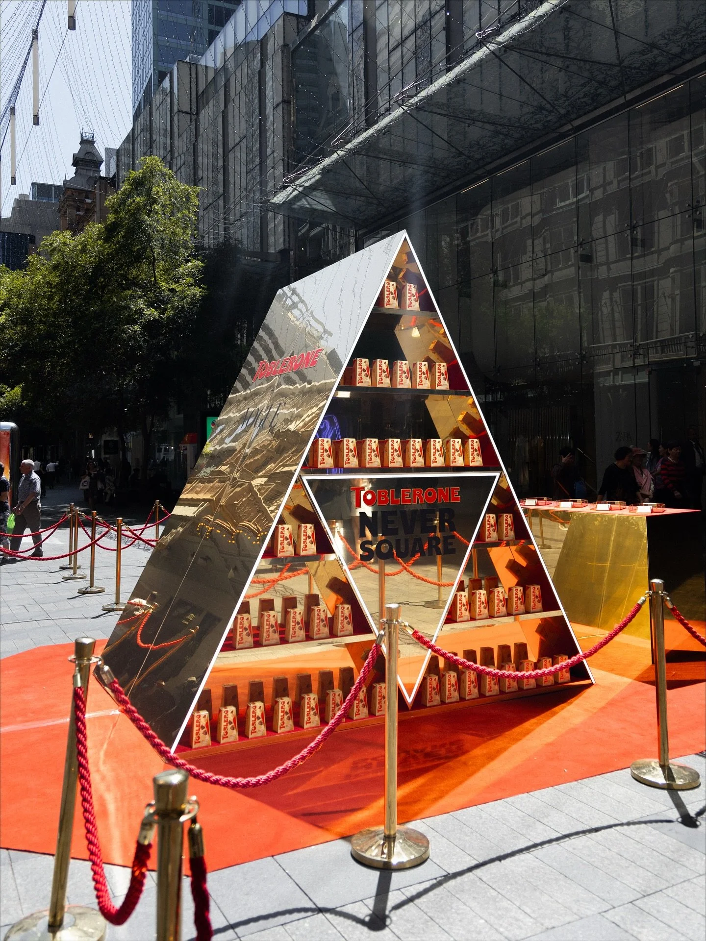 Toblerone x VOGUE | VFNO Pitt St 🍫
Creative Production by @studiomessa
