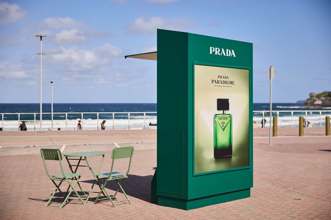 Prada Kiosks | Pitt St Mall &amp; Bondi Beach 

Client &amp; Creative Production @pimgroup