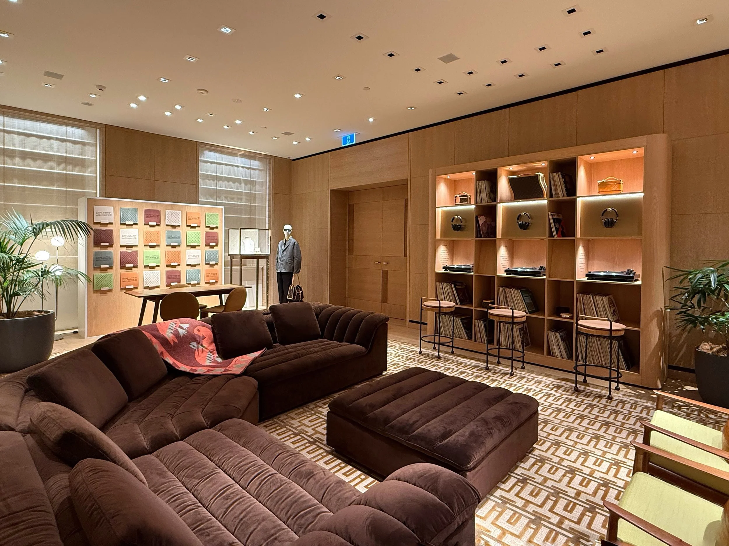 LOUIS VUITTON | Men&rsquo;s Fall-Winter 2026 Collection | George St, Sydney