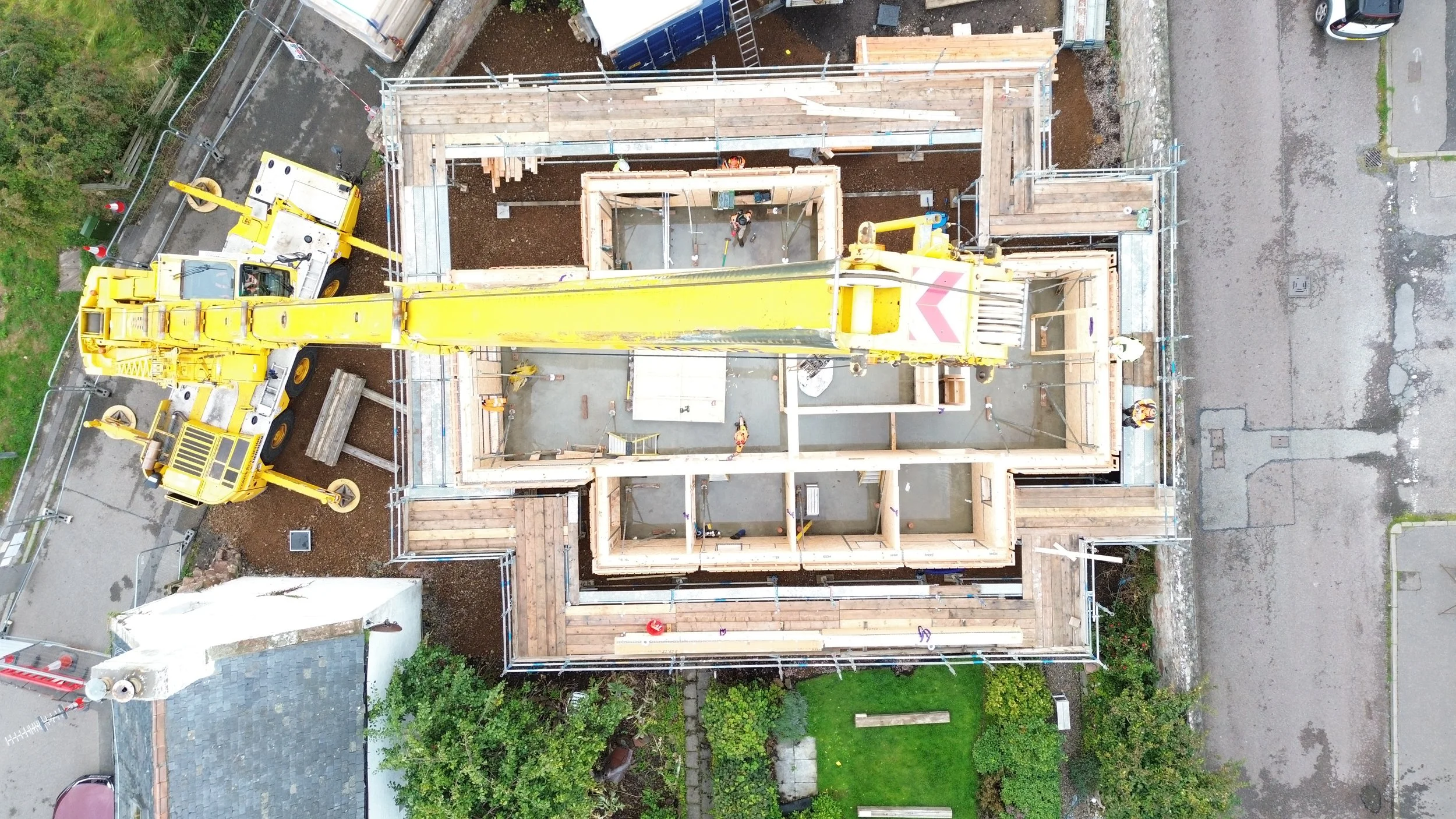 Cromarty home assembly aerial and crane view 1.JPG