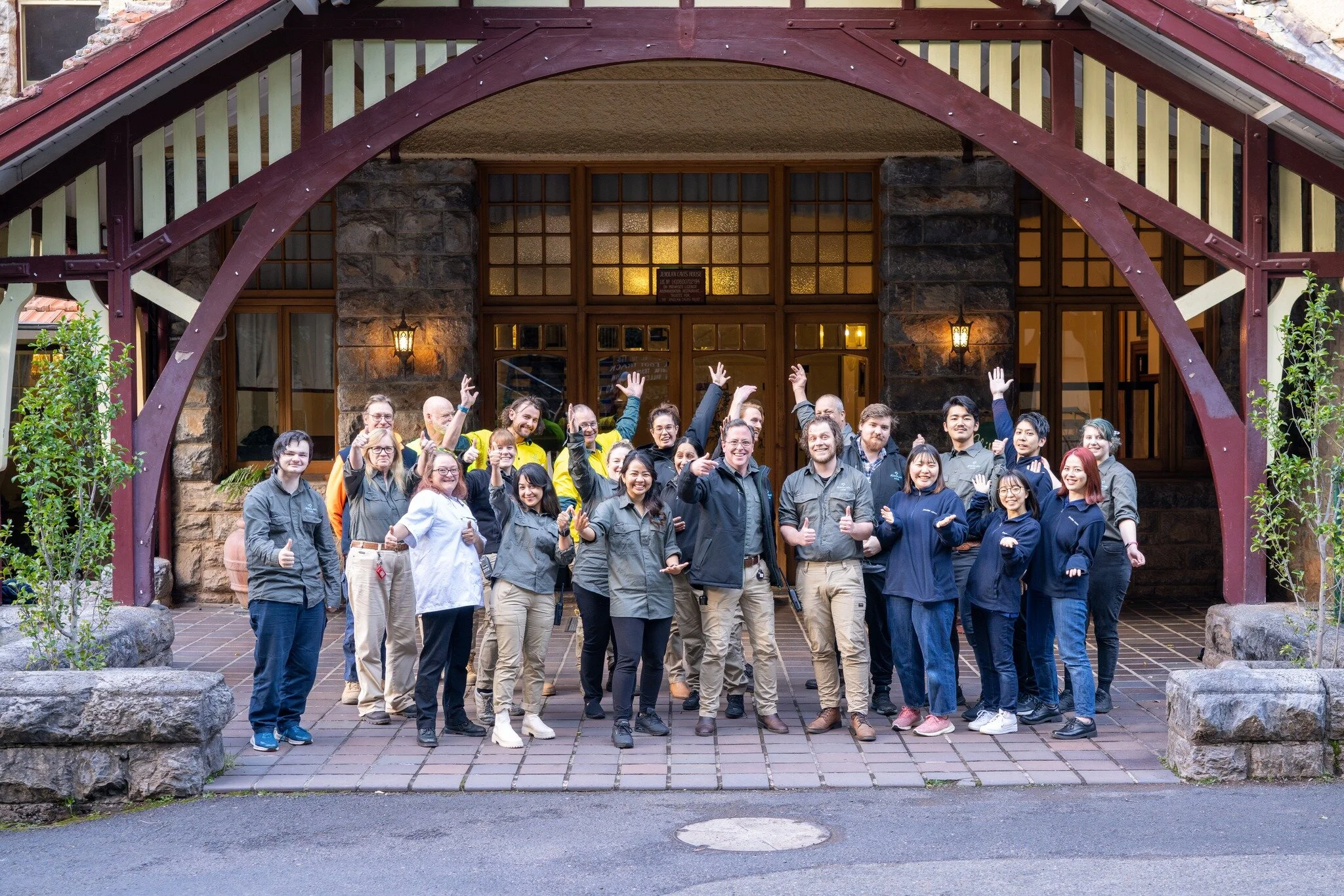 Happy New Year! 🎆🎇

We hope 2024 brings you many happy returns and exciting adventures.

Make one of your new years resolutions to come and visit us!

Check out what cave tours are available and pre-book today: https://www.jenolancaves.org.au/cave-