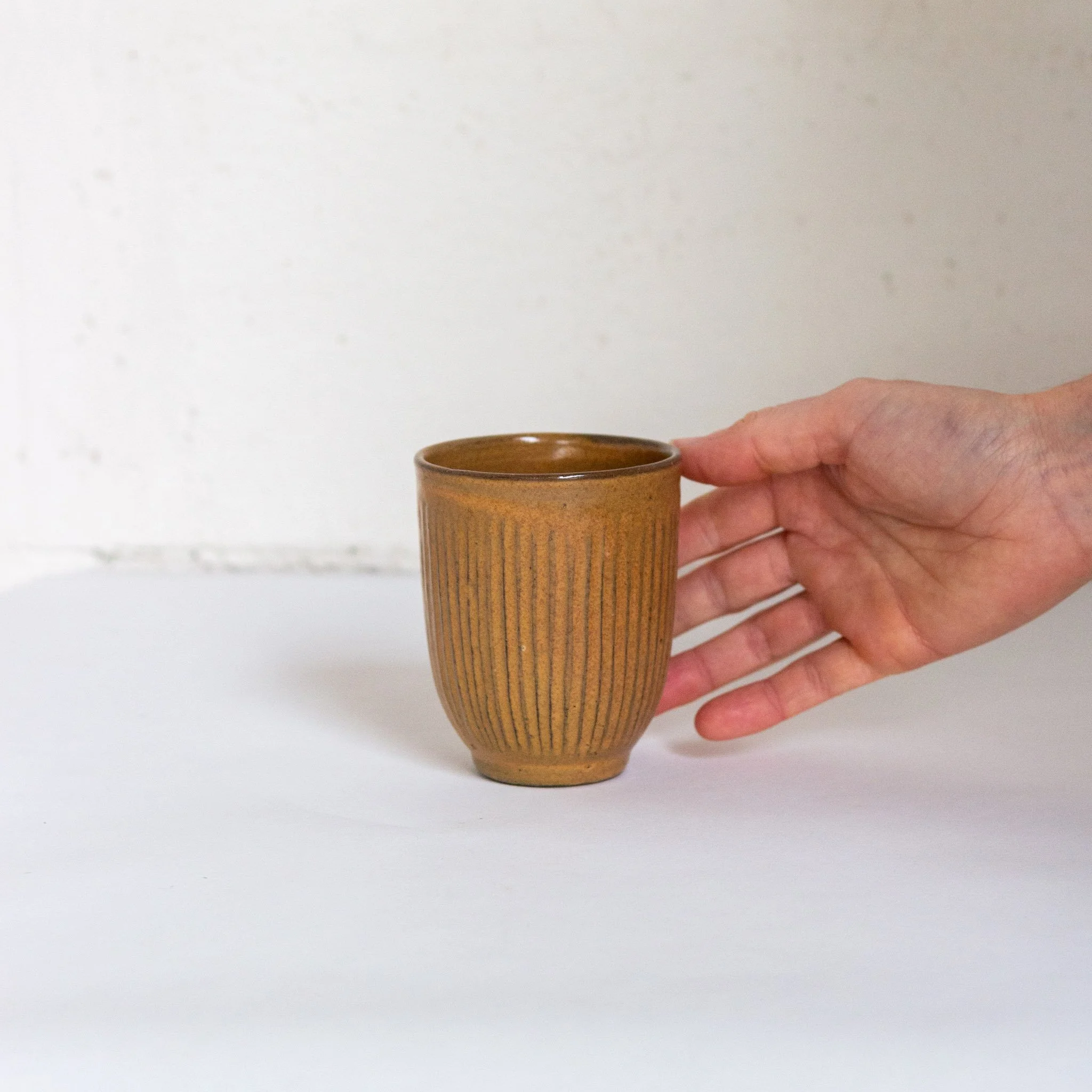 IMG_0030 tasse thé m jaune.jpg