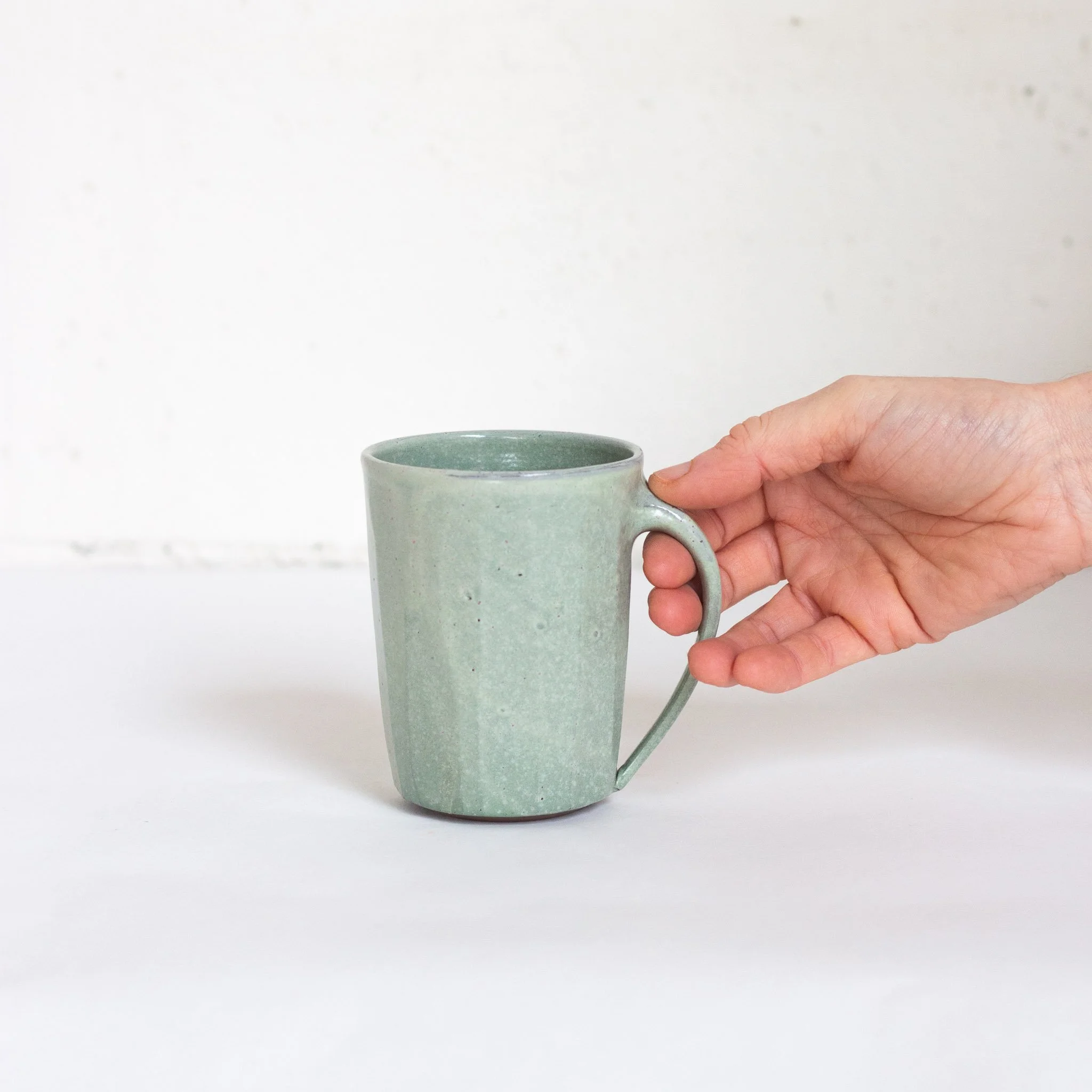 IMG_9778 MUG M vert.jpg