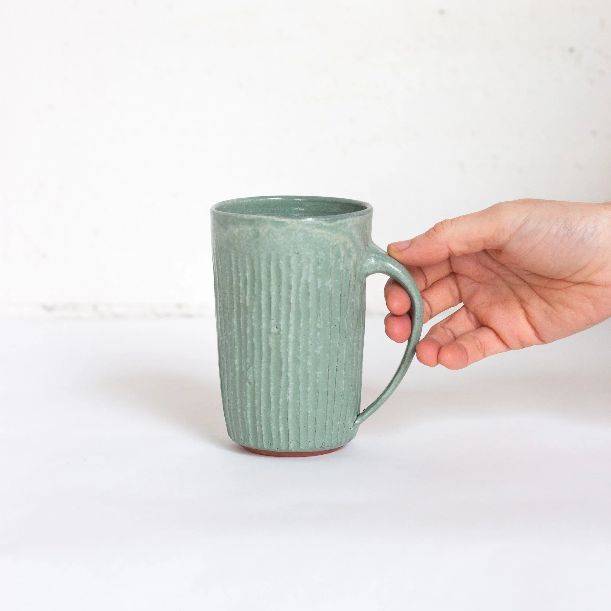 IMG_9774 MUG L vert.jpg