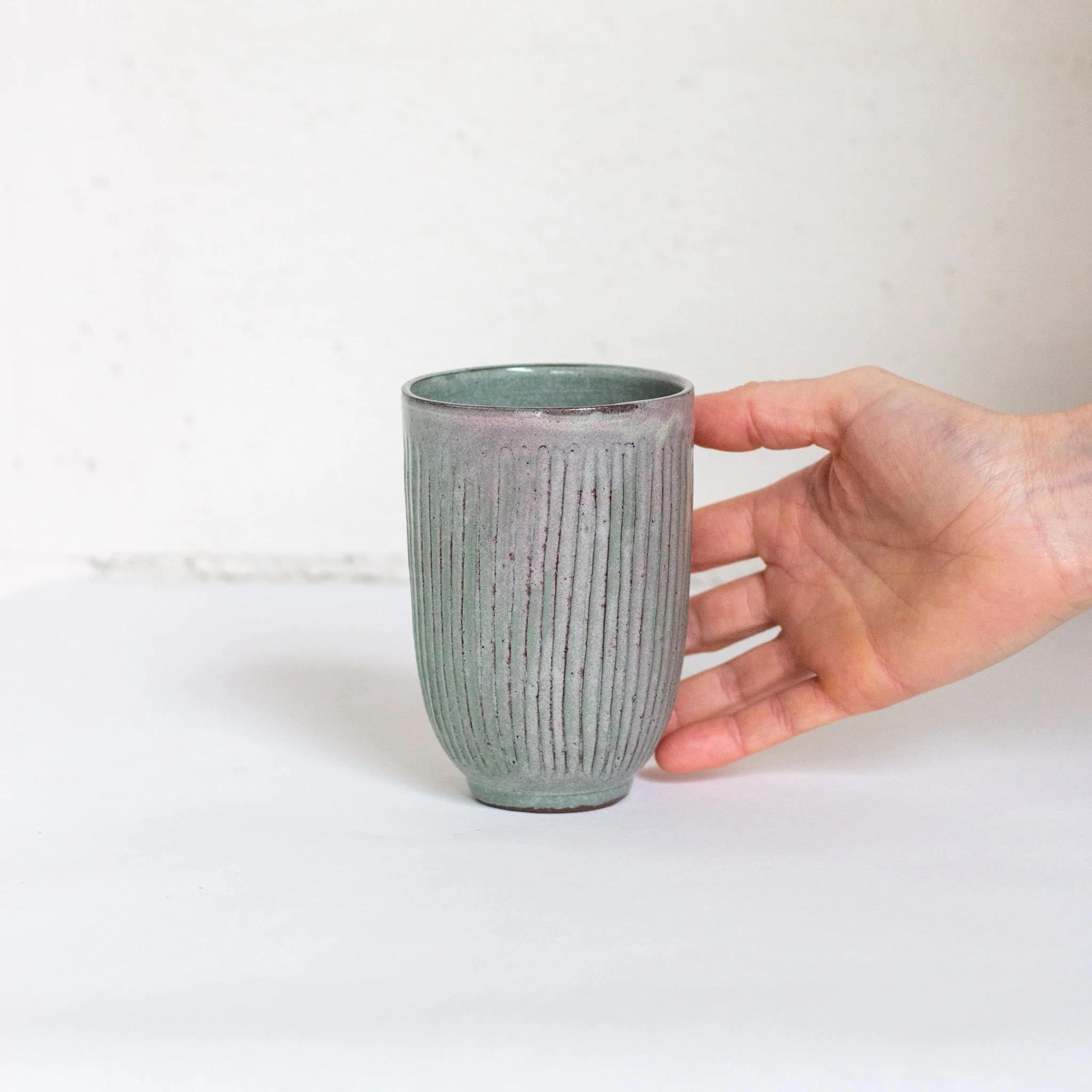 IMG_0022 tasse thé l vert eau.jpg