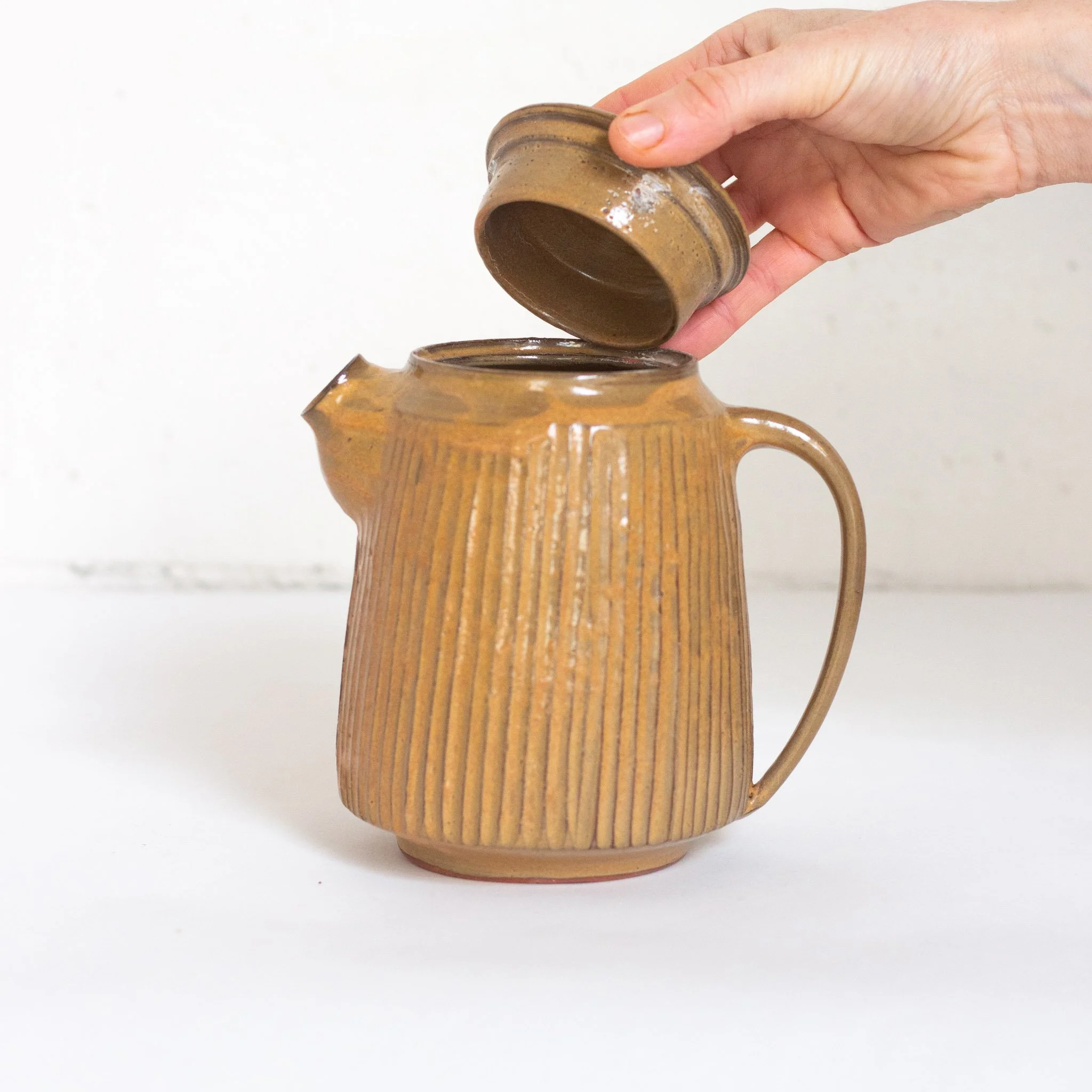 IMG_9843 Grande theiere jaune.jpg