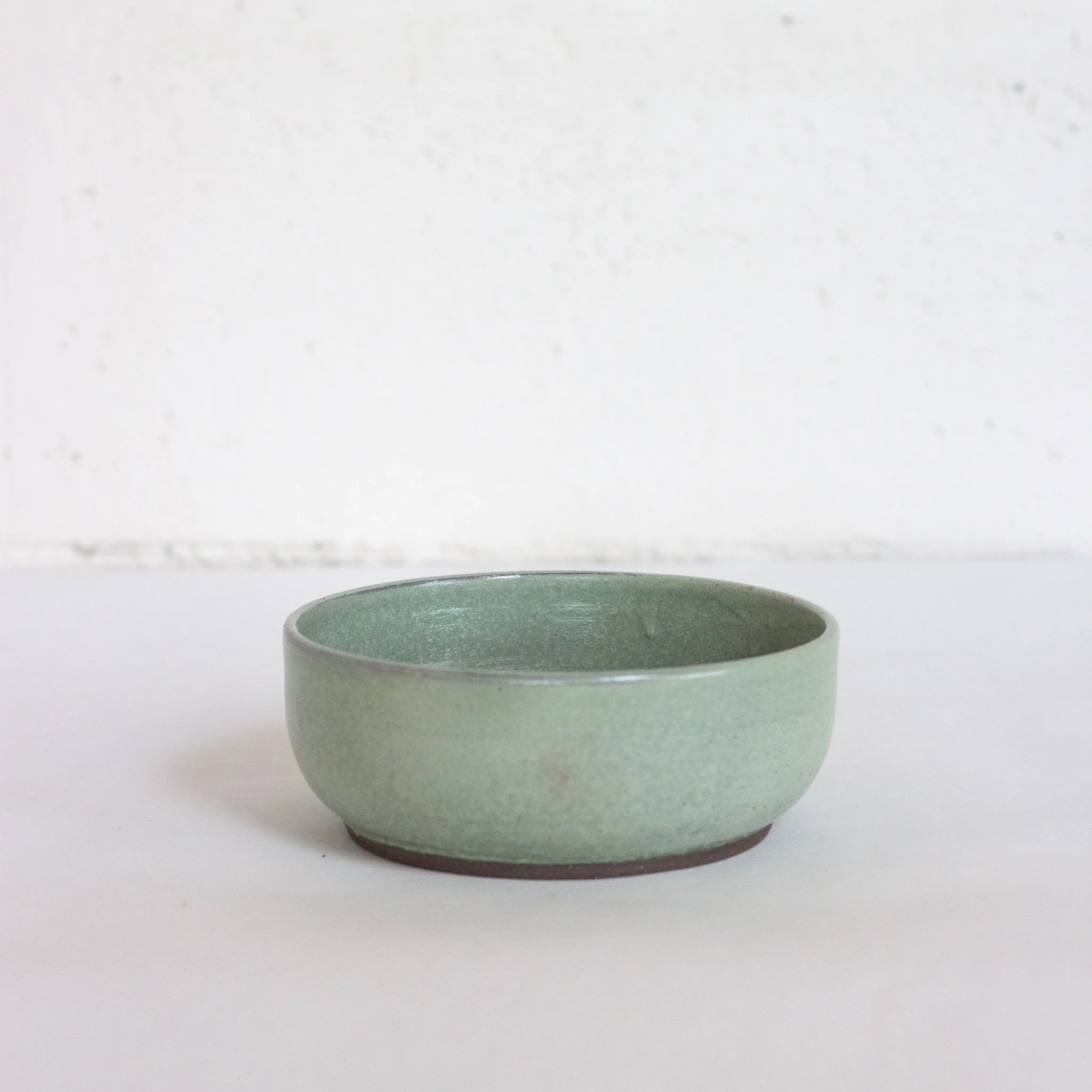 IMG_9849 grand bol droit vert d'eau.jpg