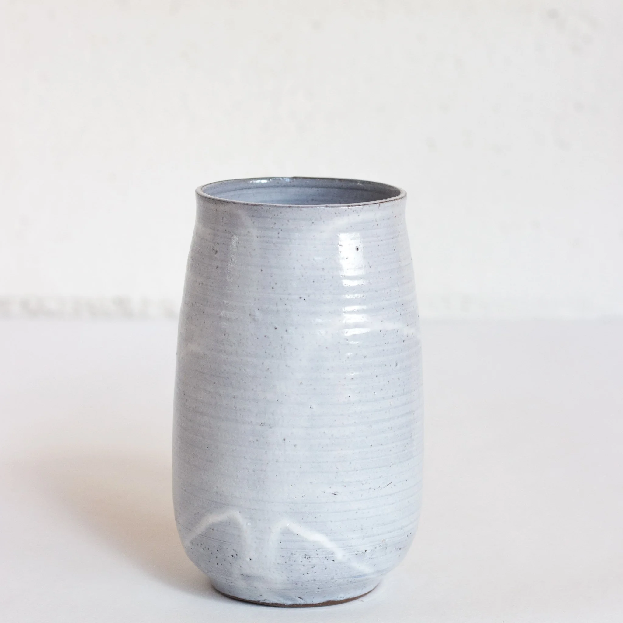 Vase tulipe | Blanc moucheté #1