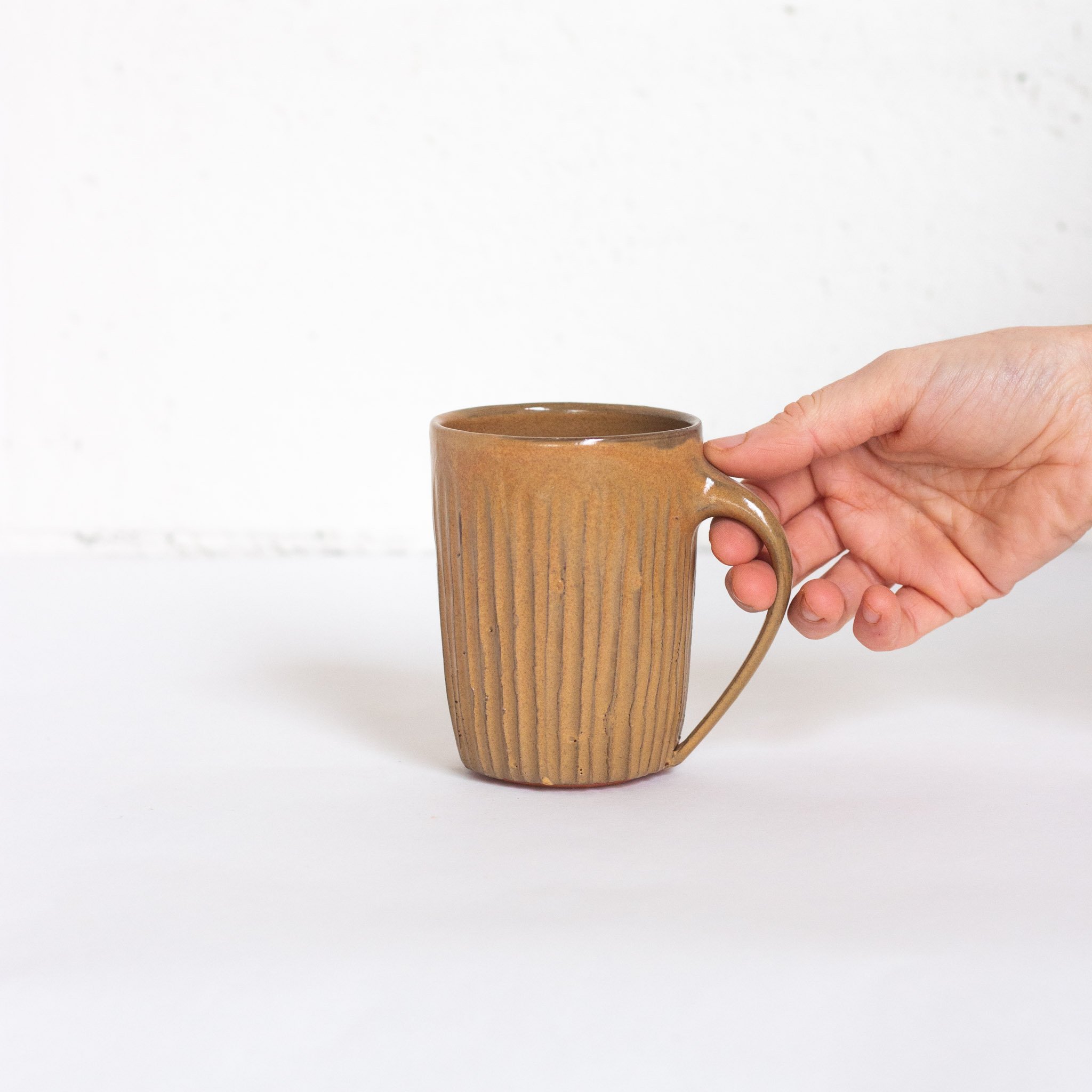 IMG_9738 MUG M Jaune.jpg