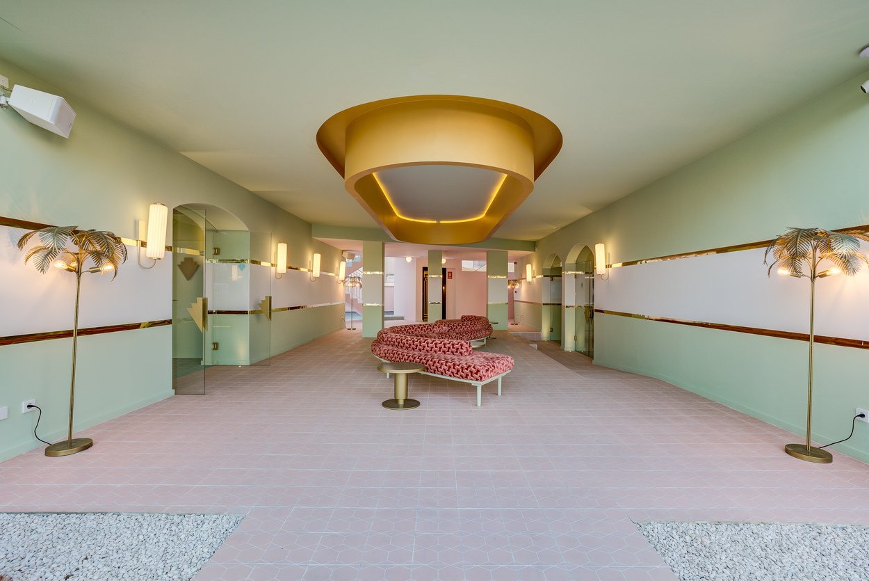 grand_paradiso_wes_anderson_location_hotel14.jpg