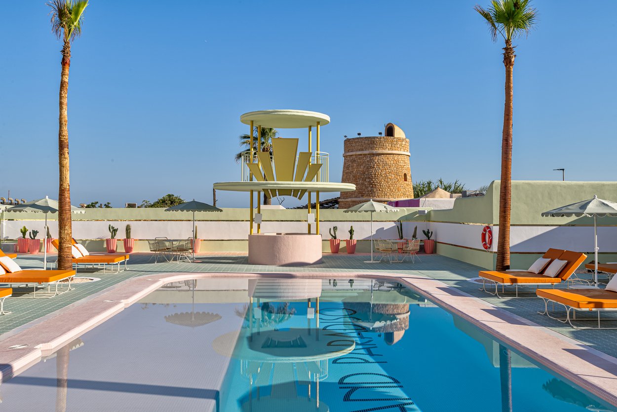 grand_paradiso_wes_anderson_location_hotel9.jpg