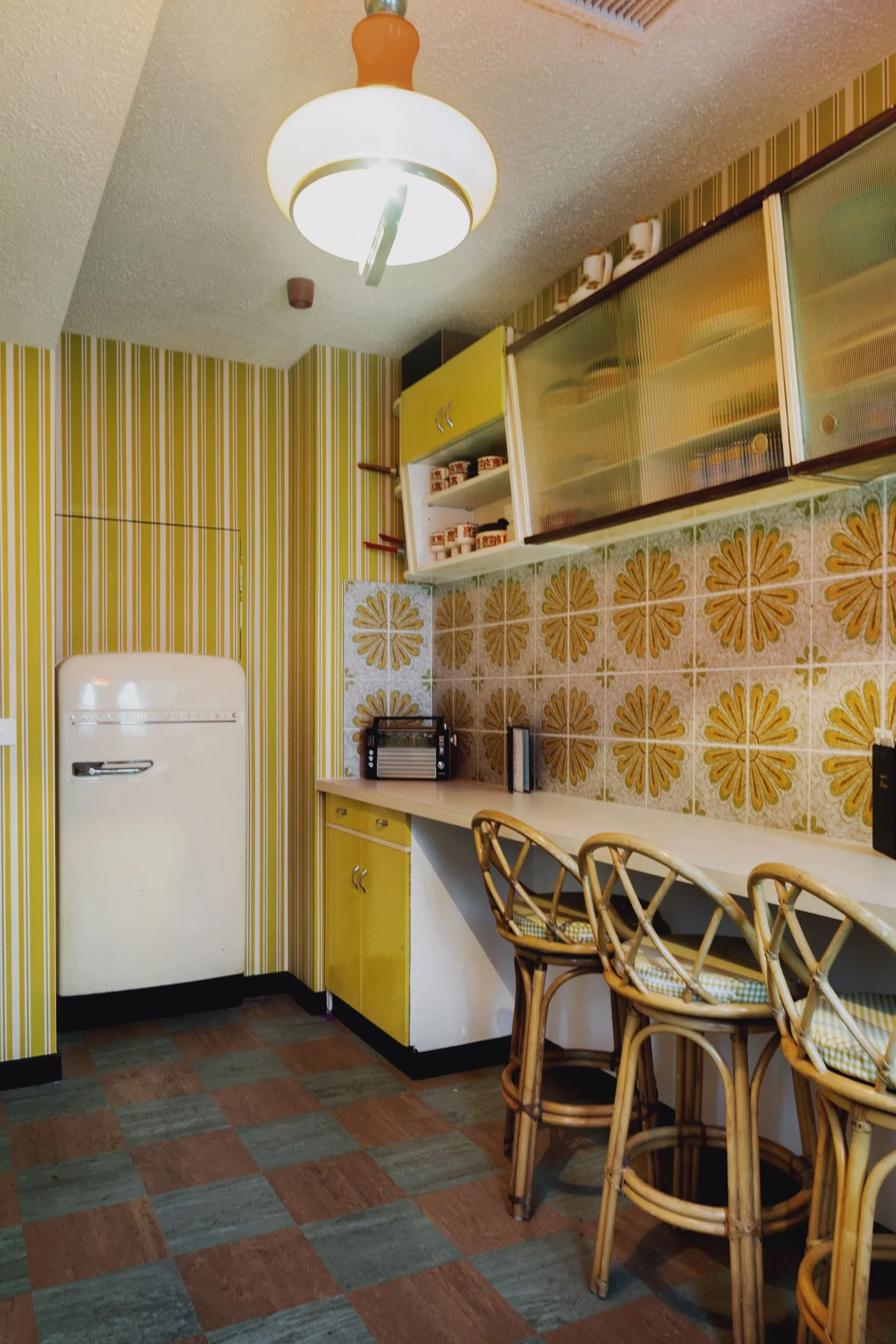 1970s Retro Film and Photo Shoot Location To Hire In London — Unique ...