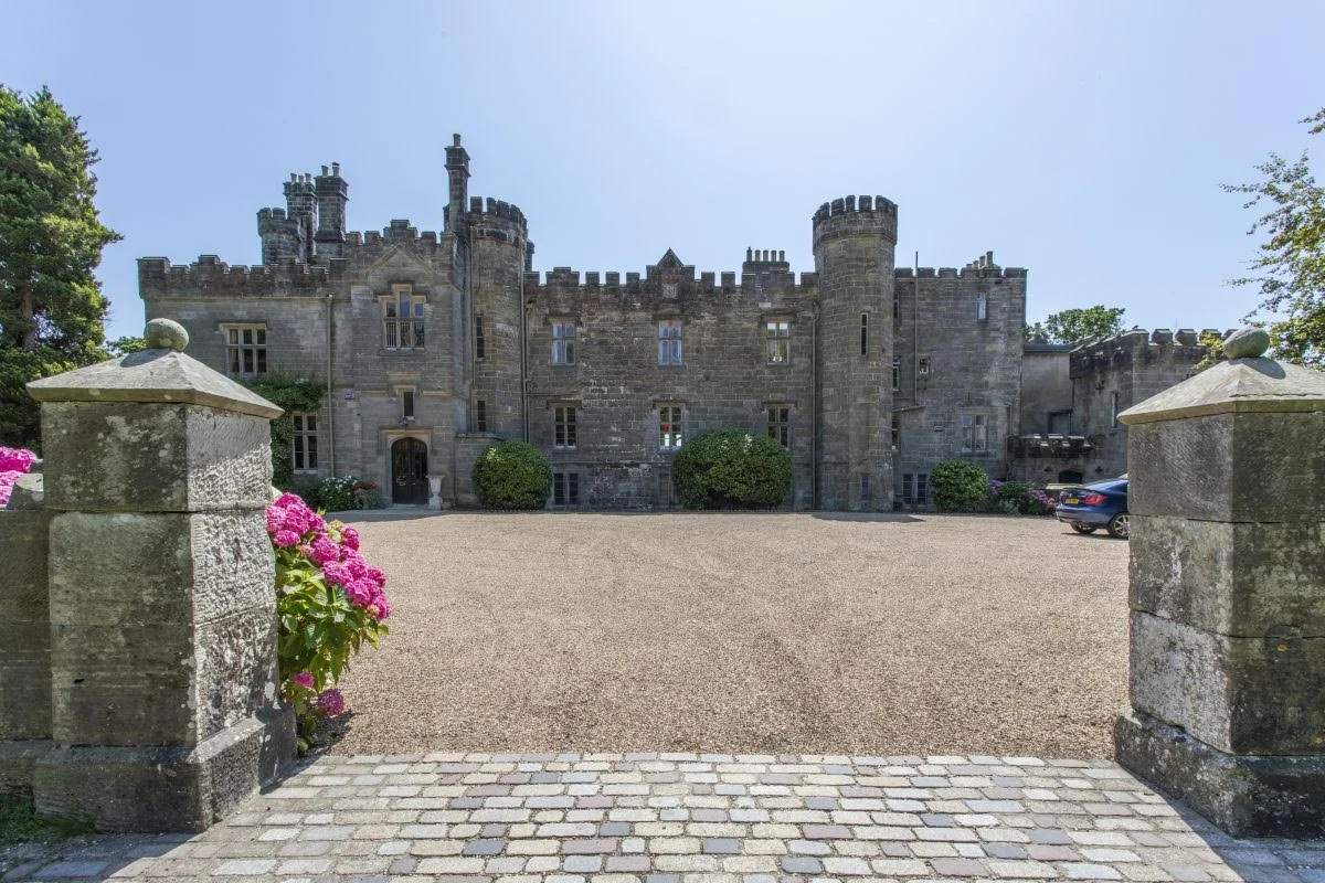 WILHELMINA | Sussex, UK