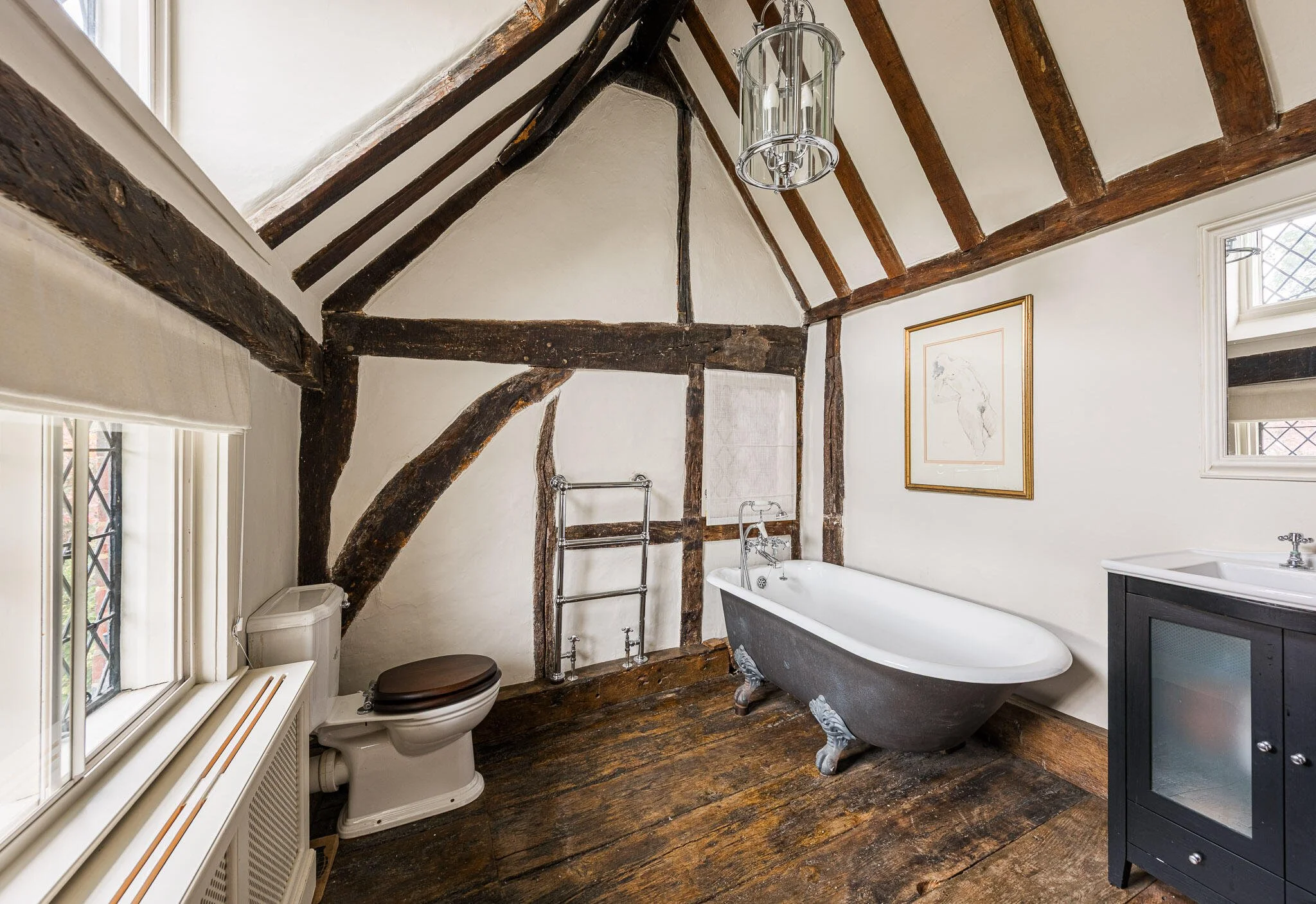surrey-15-century-country-house-film-photo-shoot-hire-bathroom.jpg