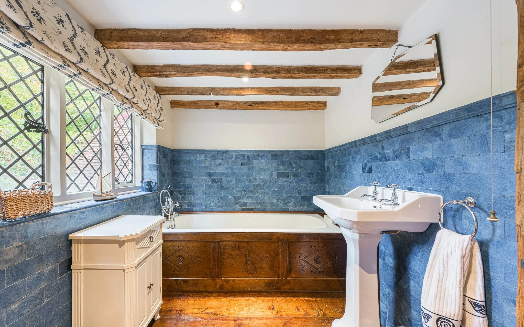 surrey-15-century-country-house-film-photo-shoot-hire-bathroom-2-bath.jpg