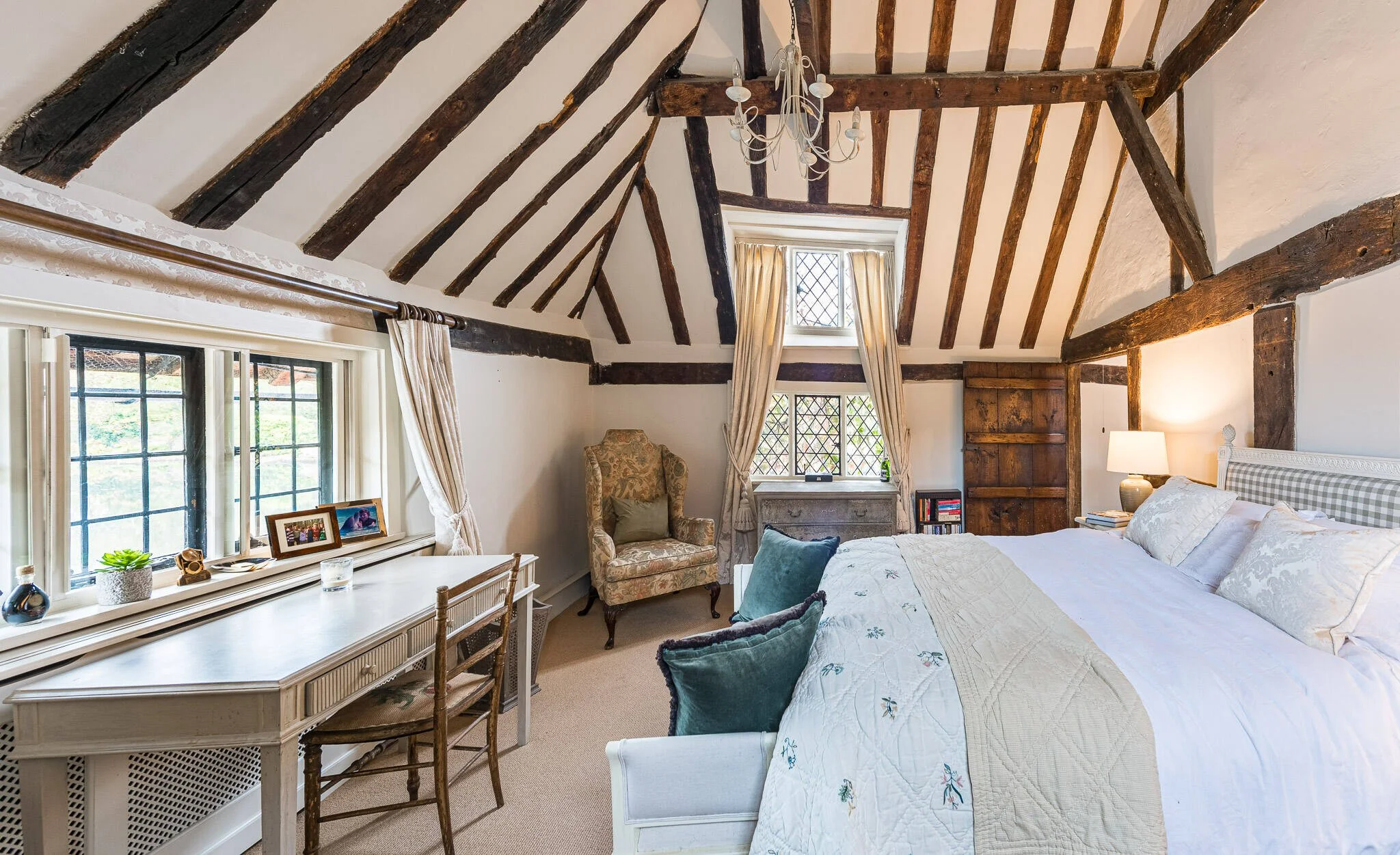 surrey-15-century-country-house-film-photo-shoot-hire-bedroom-beams.jpg