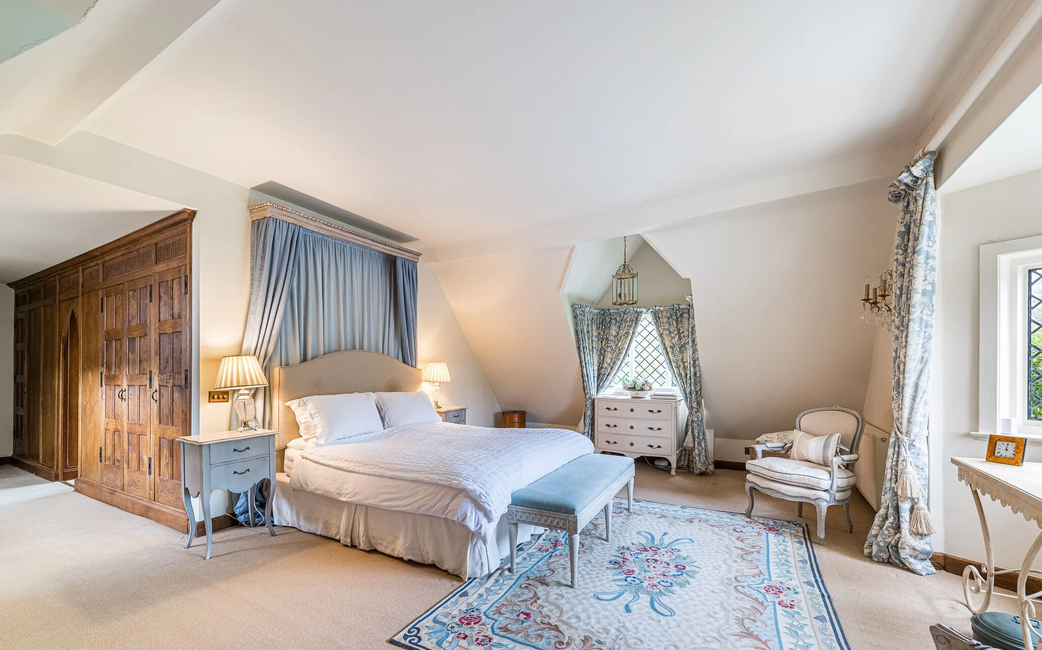 surrey-15-century-country-house-film-photo-shoot-hire-blue-bedroom.jpg