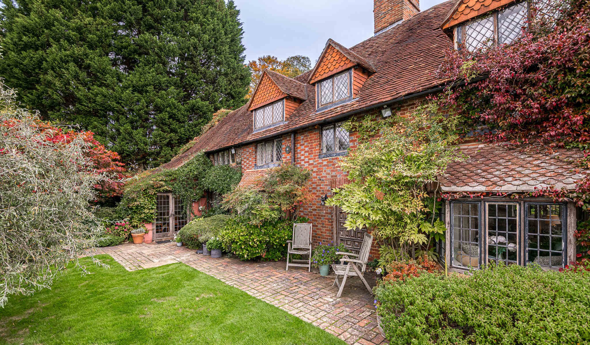 surrey-15-century-country-house-film-photo-shoot-hire-exterior.jpg