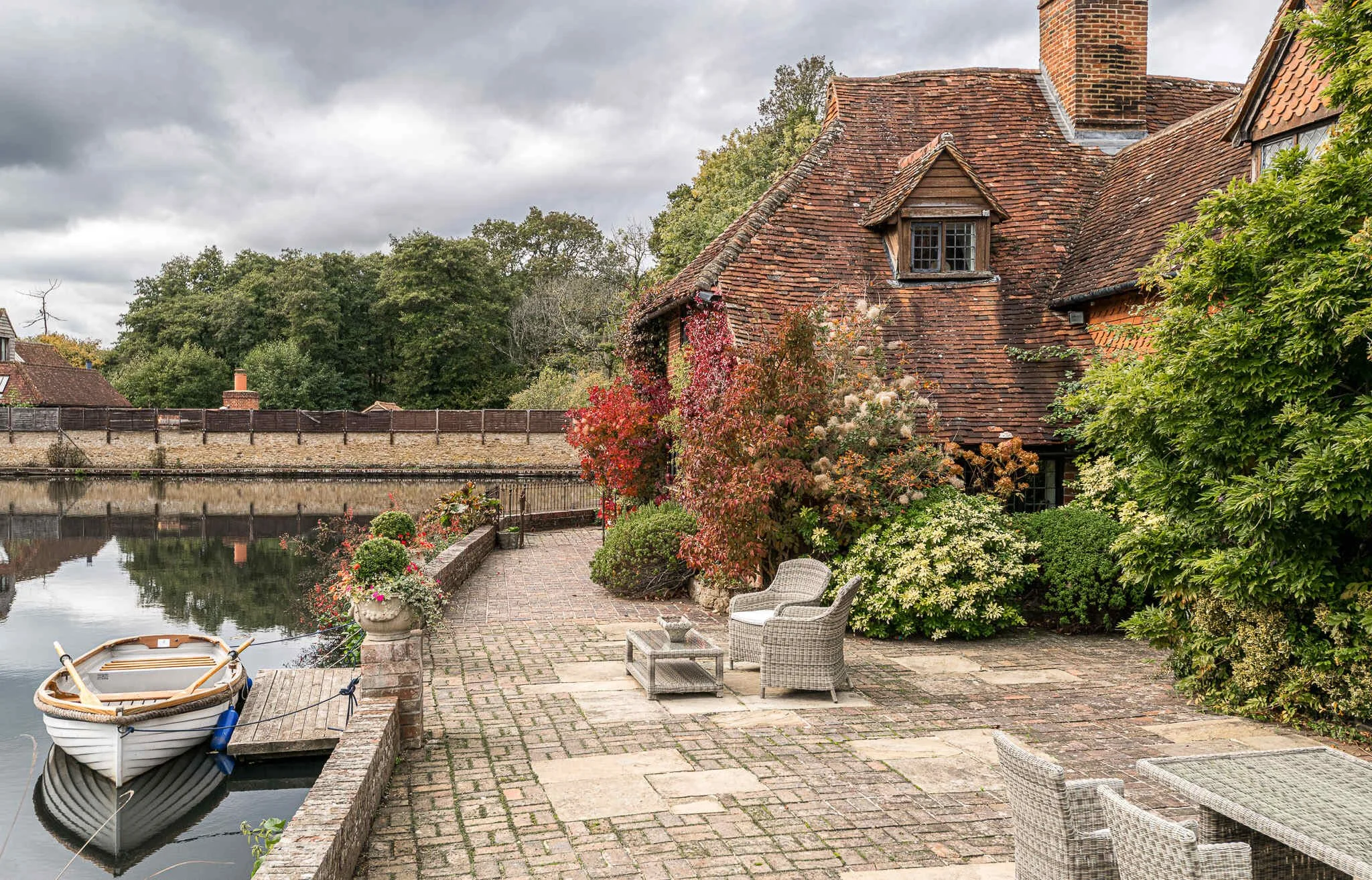 surrey-15-century-country-house-film-photo-shoot-hire-frontage-side.jpg