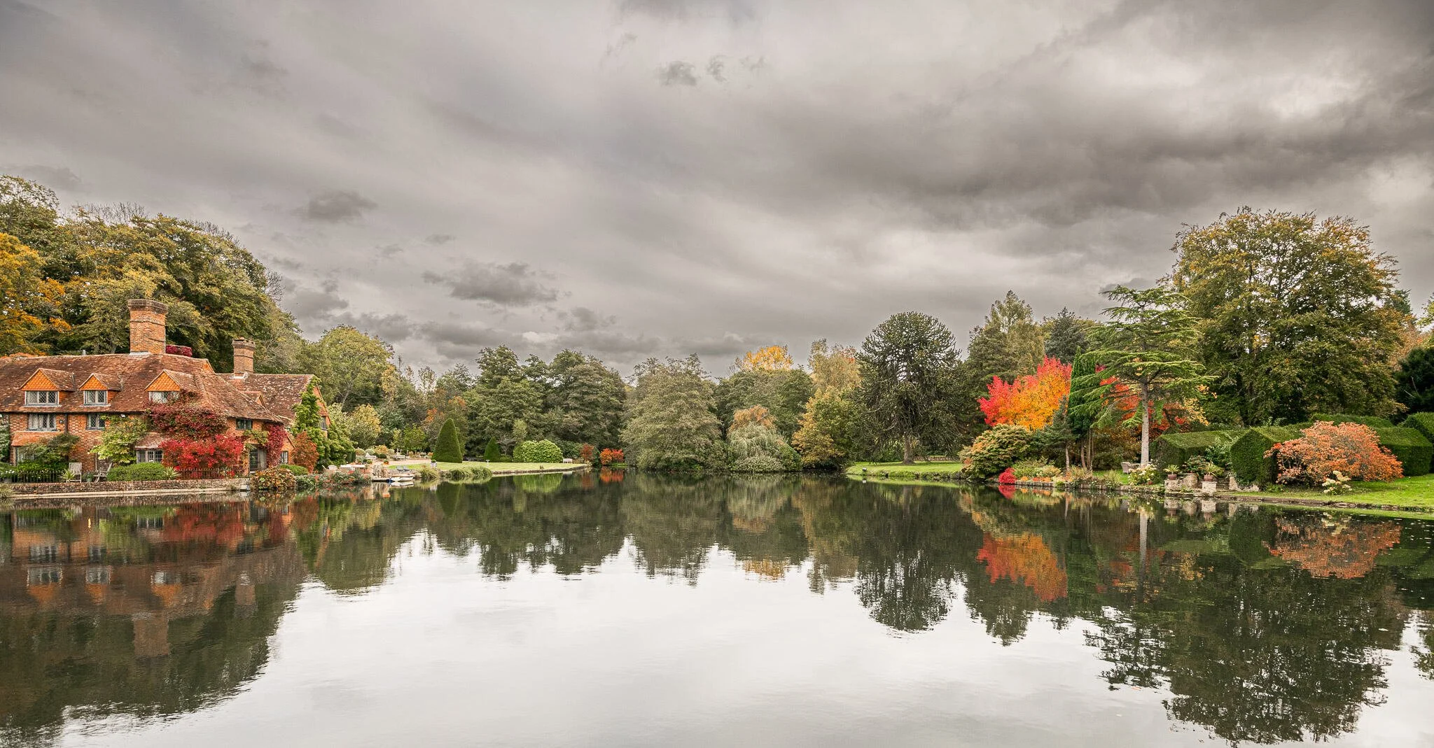 surrey-15-century-country-house-film-photo-shoot-hire-lake-trees.jpg